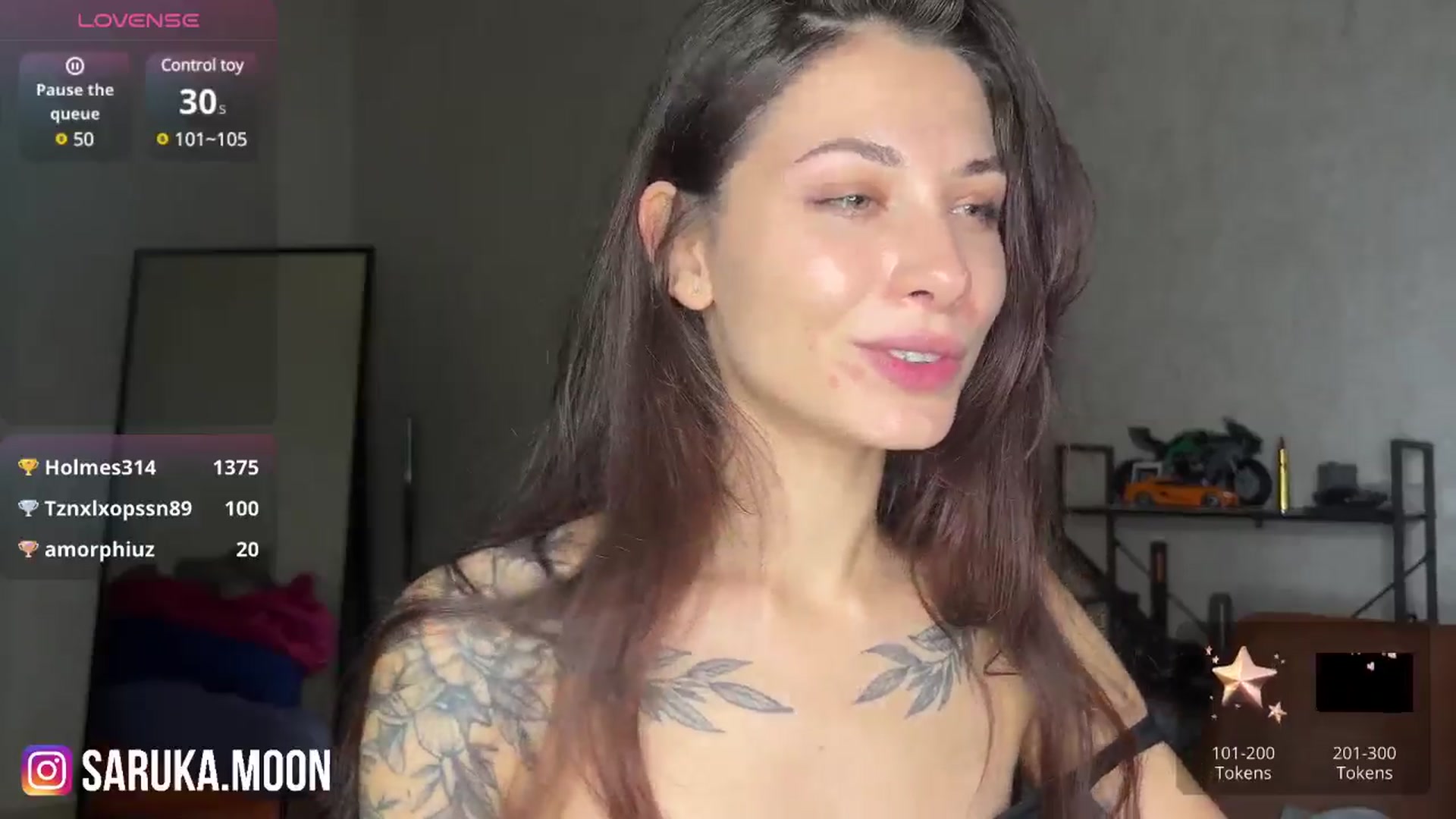 Gallery image thumbnail from ReginaJam's myfreecams stream on, 11/21/2024, 17:26 image 7 of 20