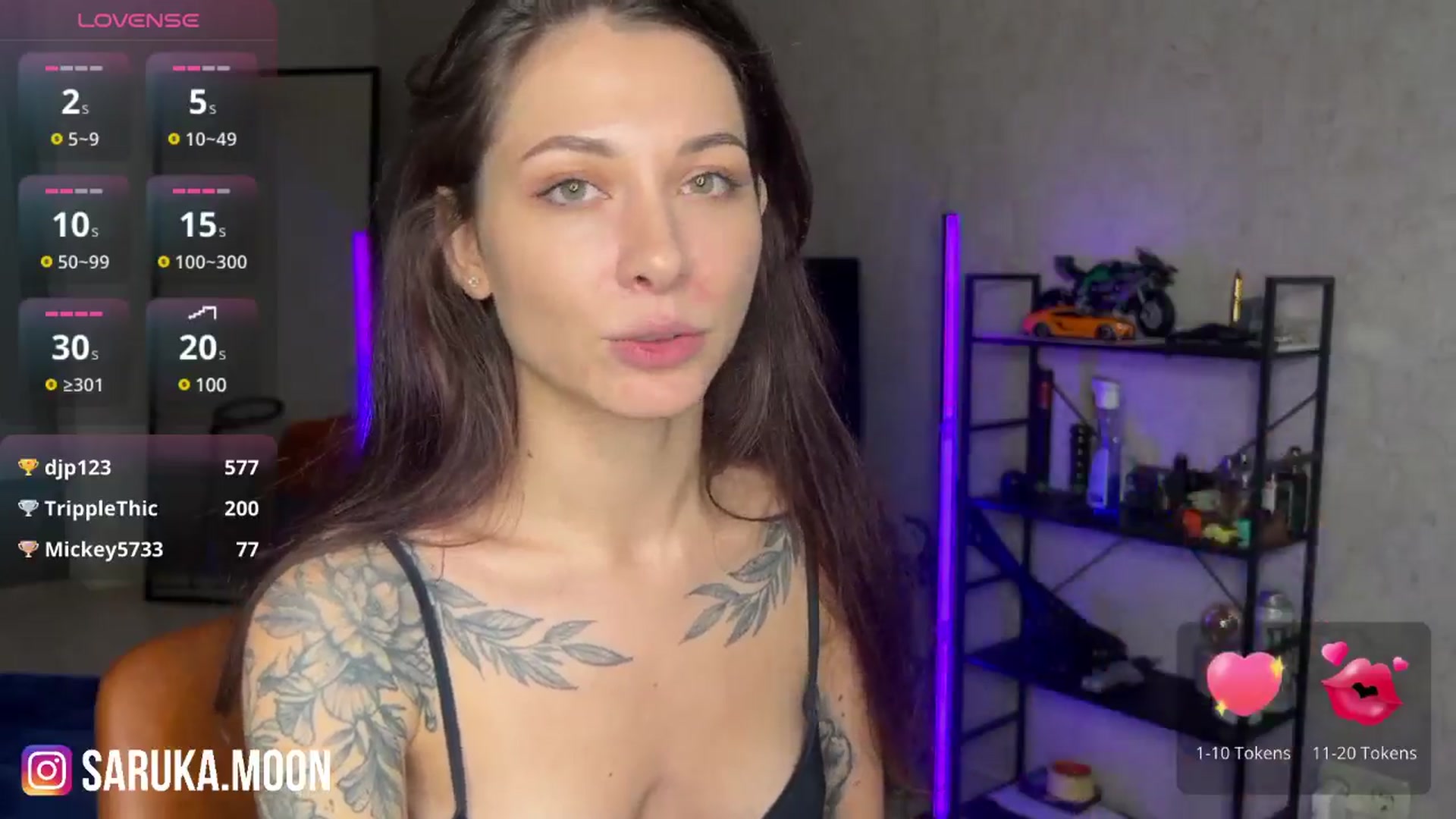 Gallery image thumbnail from ReginaJam's myfreecams stream on, 12/04/2024, 17:08 image 19 of 20