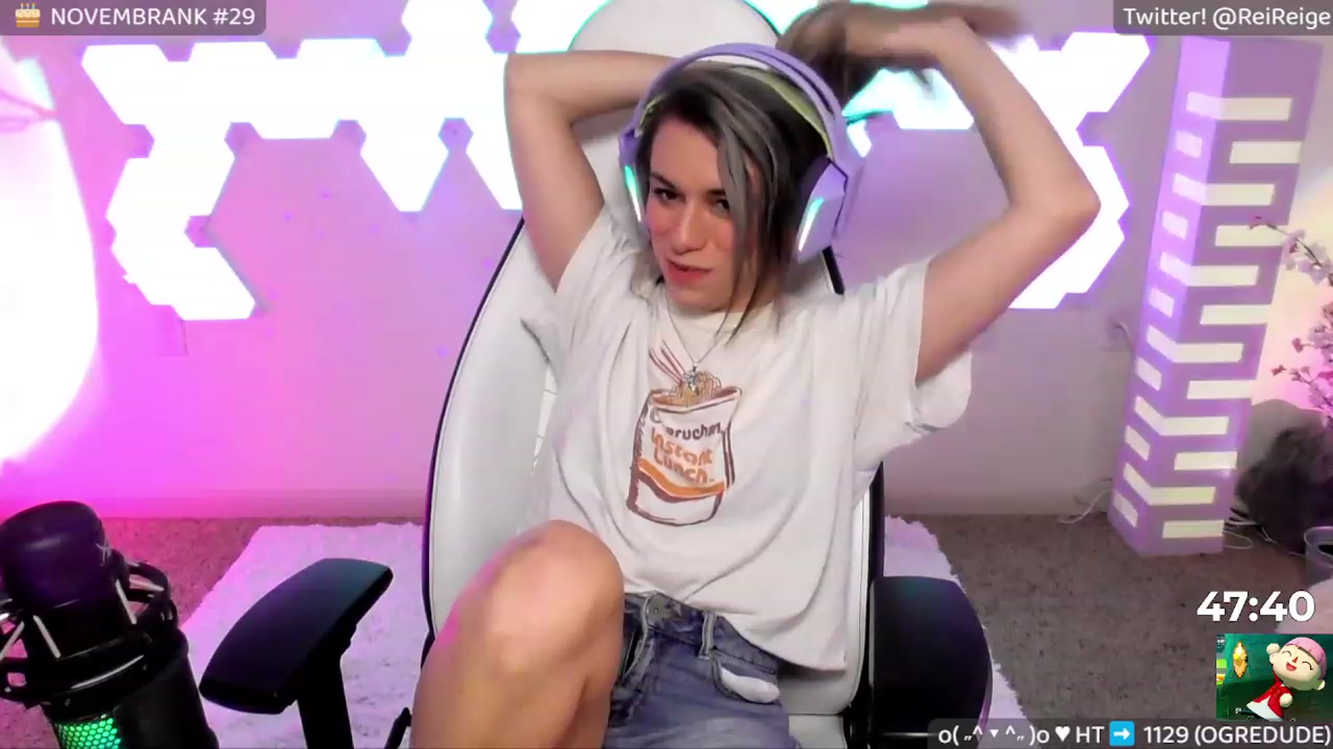 Gallery image thumbnail from Reige's myfreecams stream on, 11/21/2022, 08:16 image 8 of 20