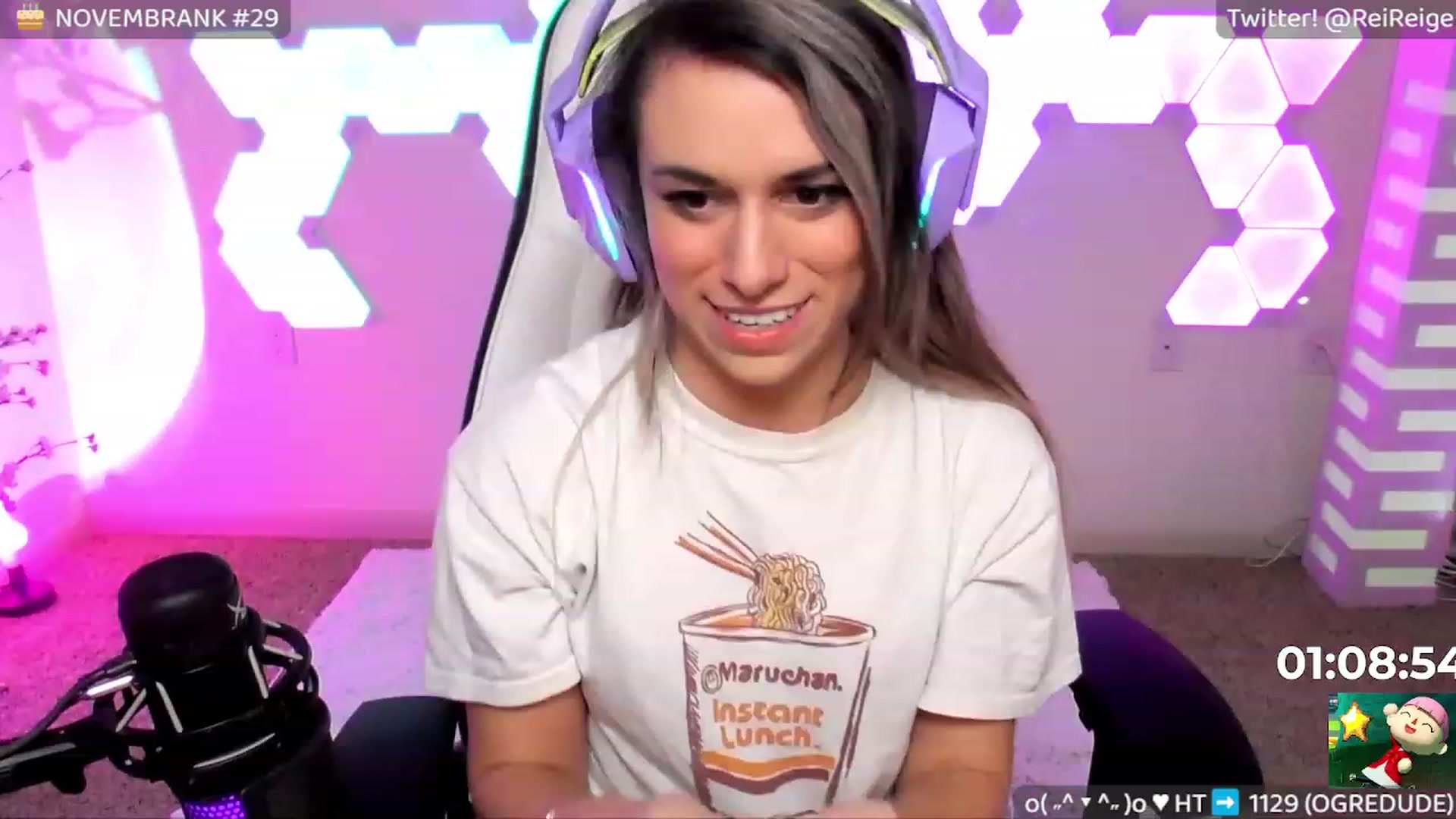 Gallery image thumbnail from Reige's myfreecams stream on, 11/21/2022, 08:16 image 3 of 20