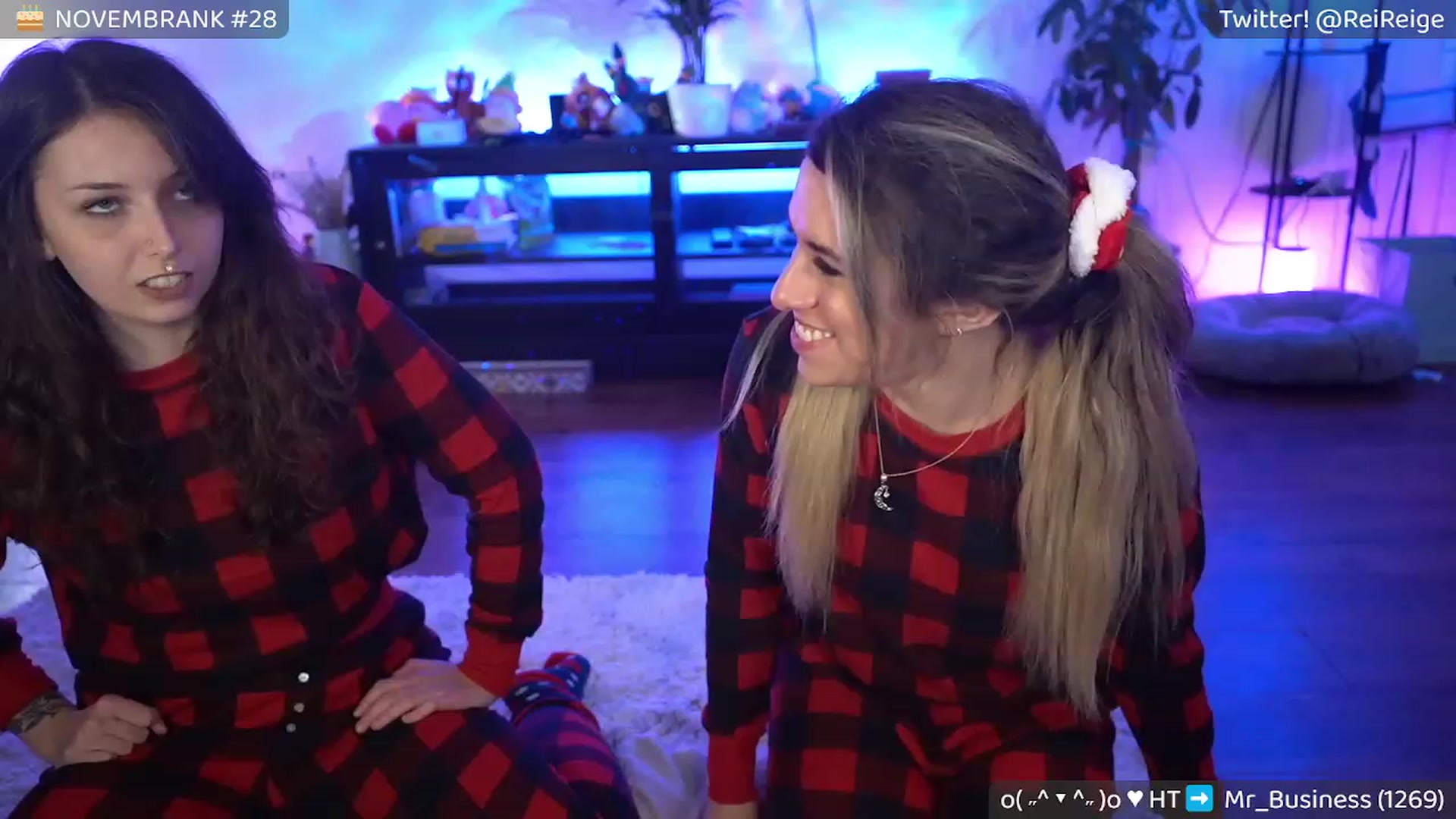 Gallery image thumbnail from Reige's myfreecams stream on, 11/22/2022, 06:38 image 16 of 20