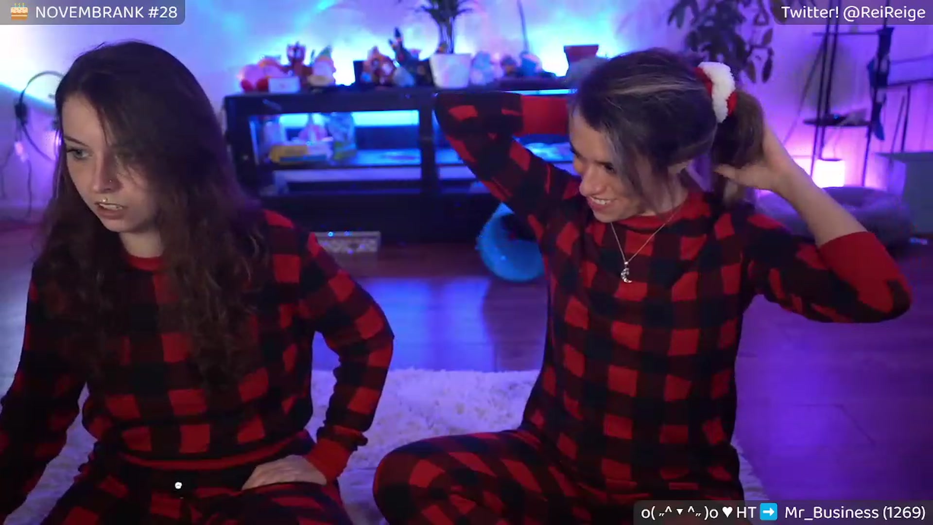 Gallery image thumbnail from Reige's myfreecams stream on, 11/22/2022, 06:38 image 13 of 20