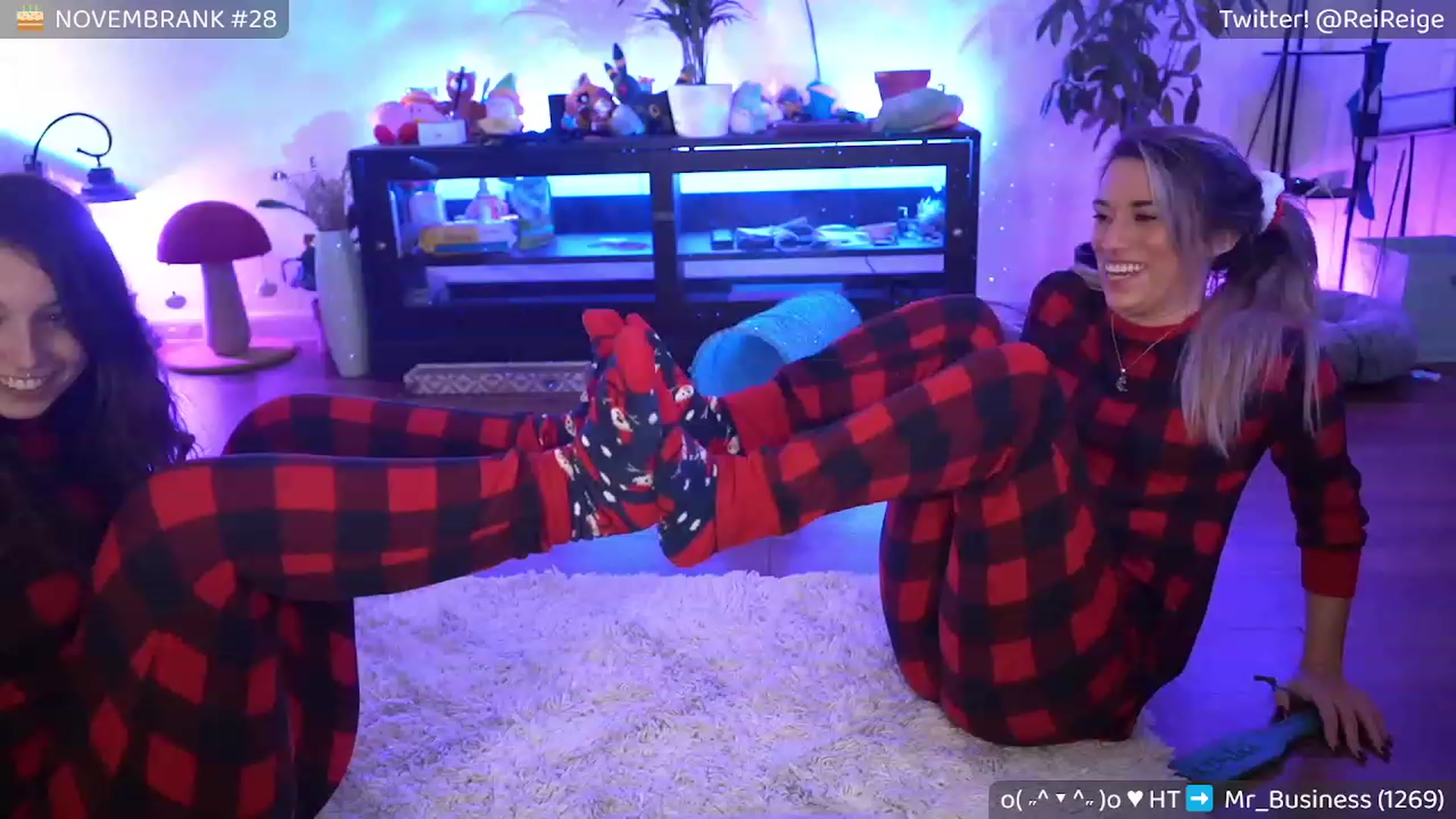 Gallery image thumbnail from Reige's myfreecams stream on, 11/22/2022, 06:38 image 17 of 20