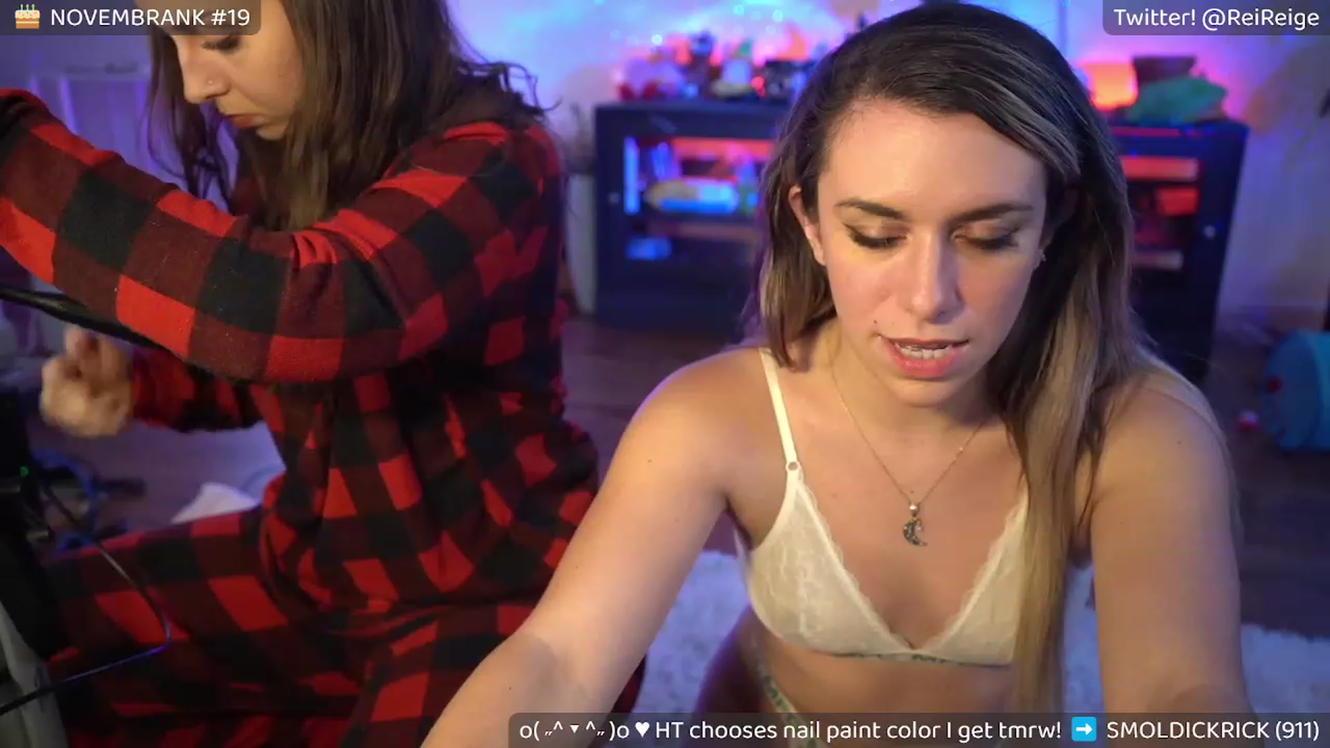 Gallery image thumbnail from Reige's myfreecams stream on, 11/28/2022, 06:06 image 7 of 20