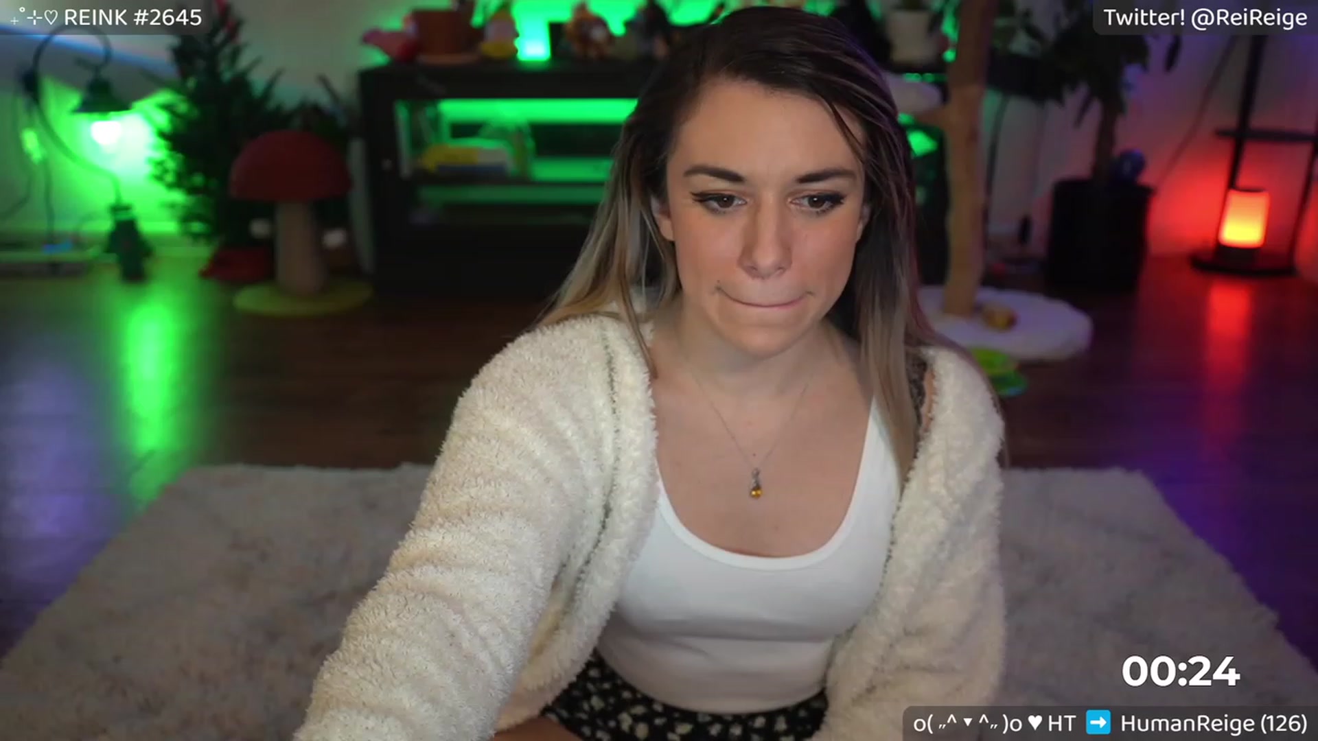 Gallery image thumbnail from Reige's myfreecams stream on, 12/08/2022, 08:17 image 9 of 20