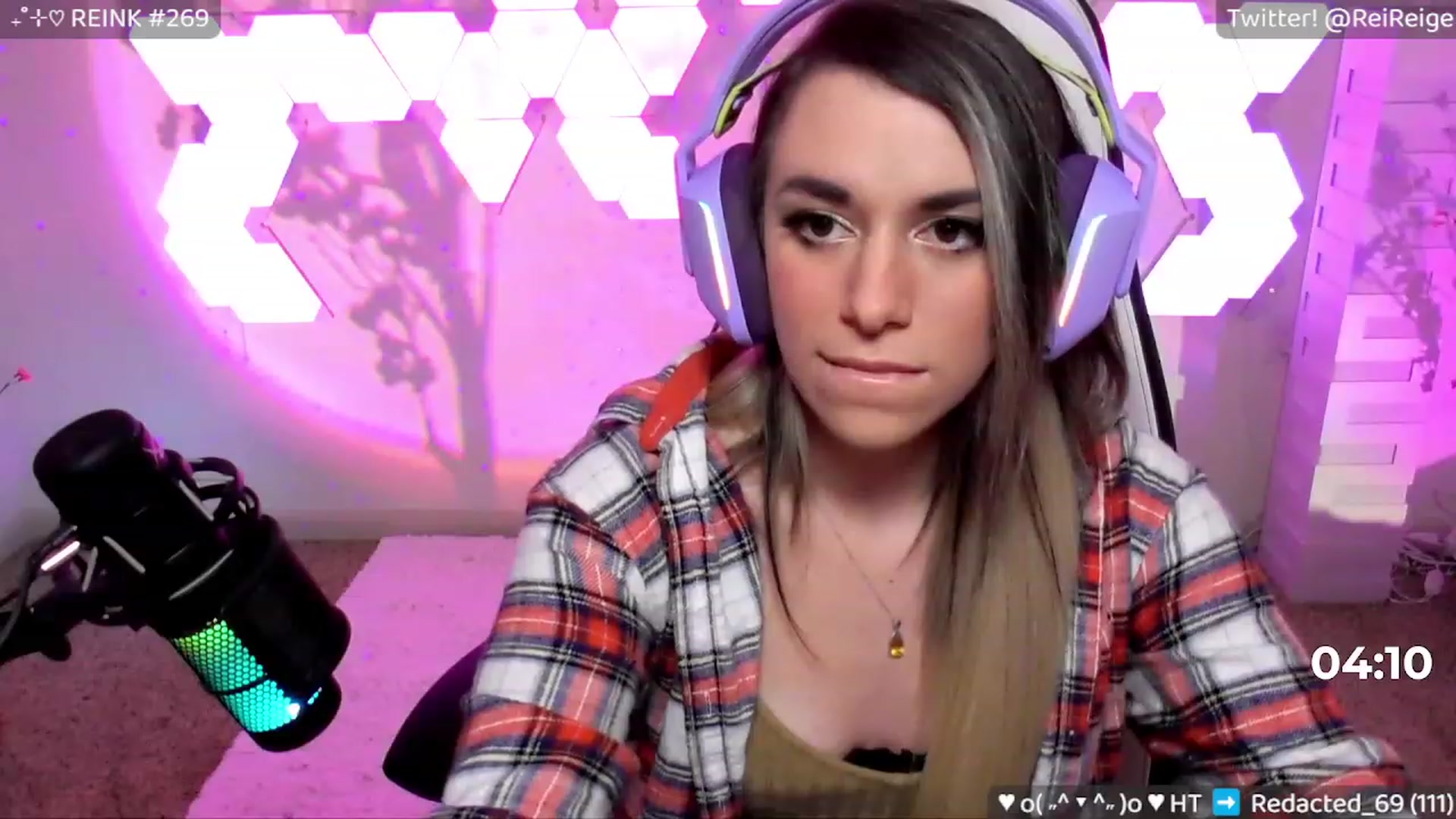 Gallery image thumbnail from Reige's myfreecams stream on, 01/22/2023, 08:42 image 6 of 20
