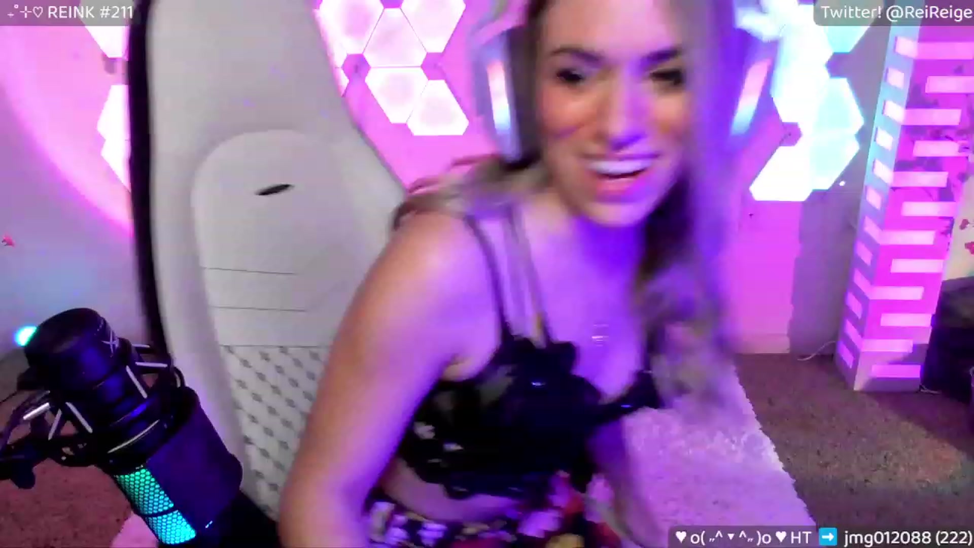 Gallery image thumbnail from Reige's myfreecams stream on, 01/29/2023, 10:18 image 2 of 20
