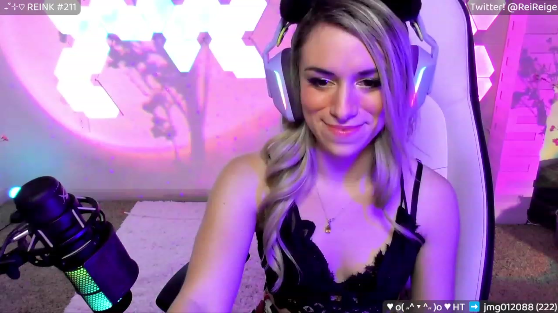 Gallery image thumbnail from Reige's myfreecams stream on, 01/29/2023, 10:18 image 1 of 20