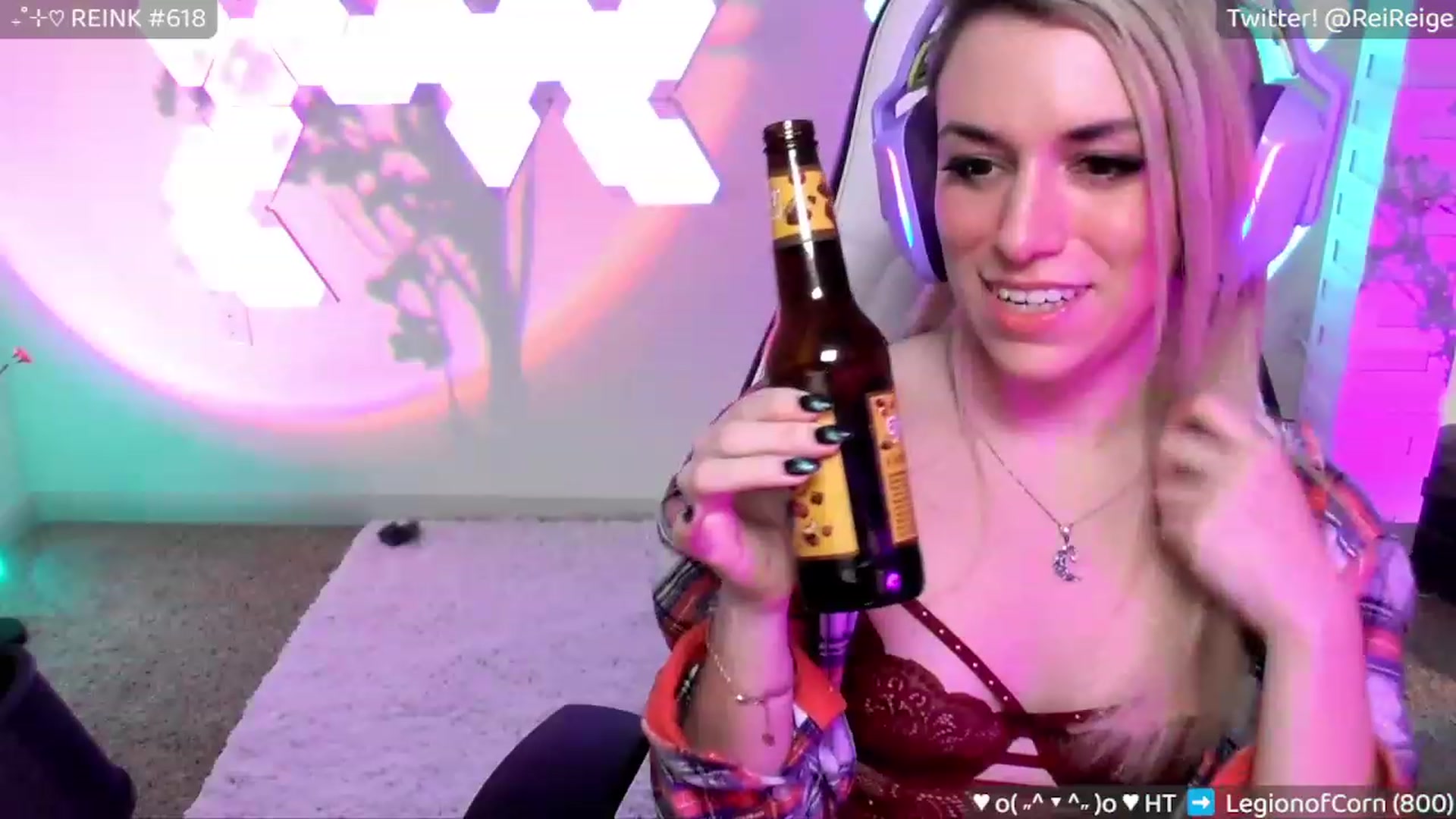 Gallery image thumbnail from Reige's myfreecams stream on, 02/12/2023, 08:47 image 17 of 20