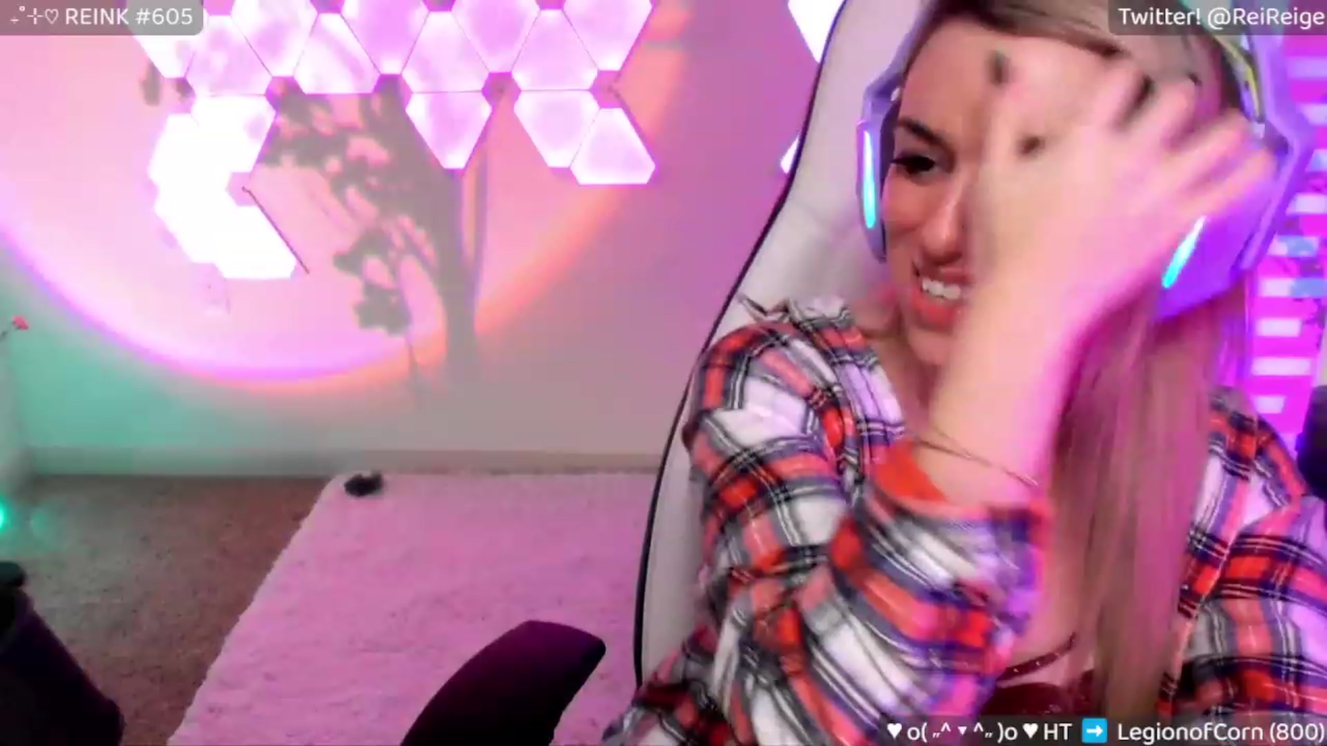 Gallery image thumbnail from Reige's myfreecams stream on, 02/12/2023, 08:47 image 19 of 20