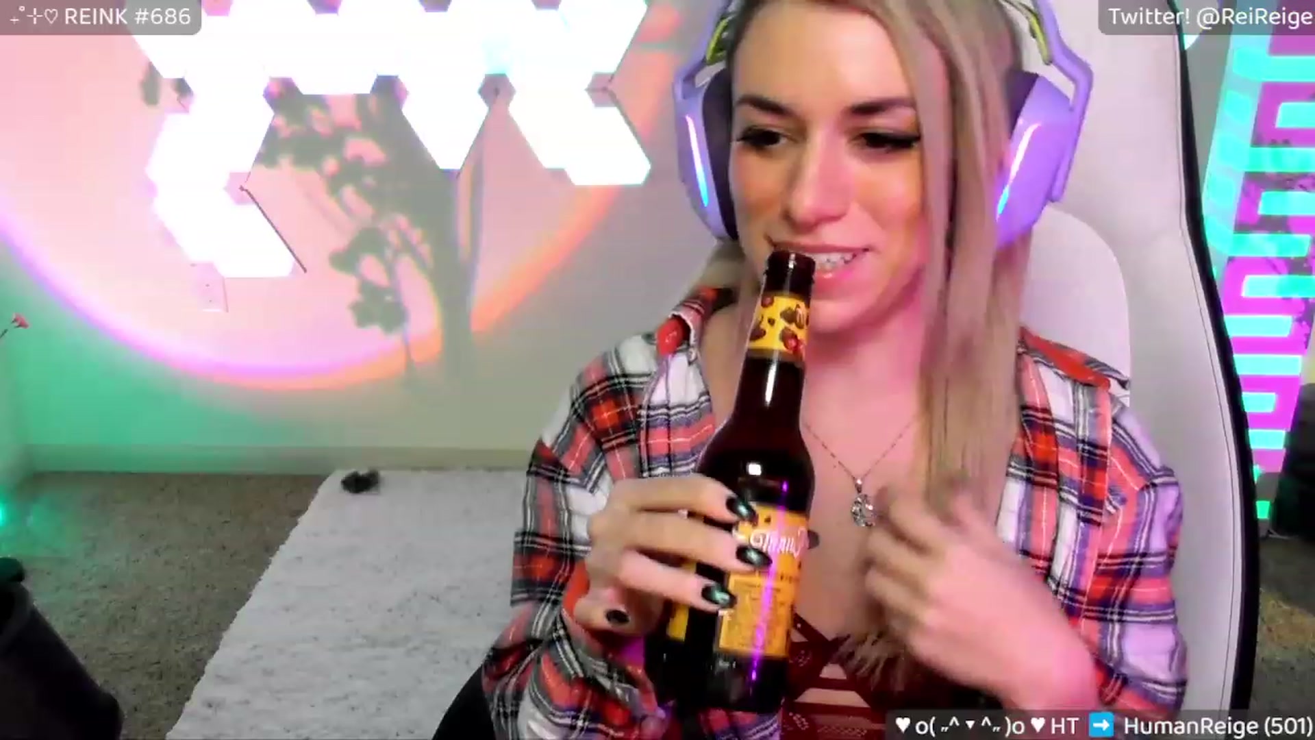 Gallery image thumbnail from Reige's myfreecams stream on, 02/12/2023, 08:47 image 8 of 20