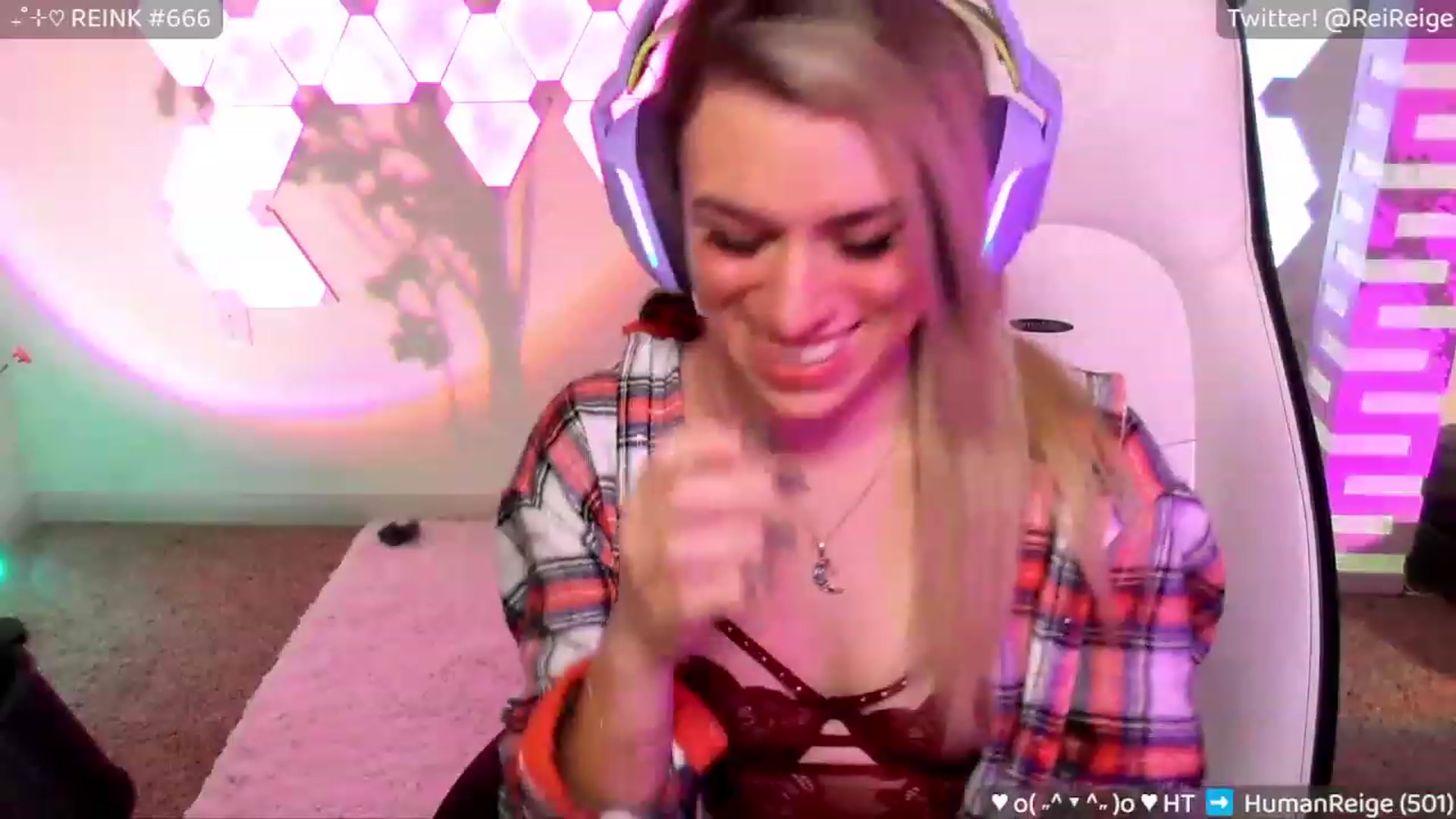 Gallery image thumbnail from Reige's myfreecams stream on, 02/12/2023, 08:47 image 14 of 20