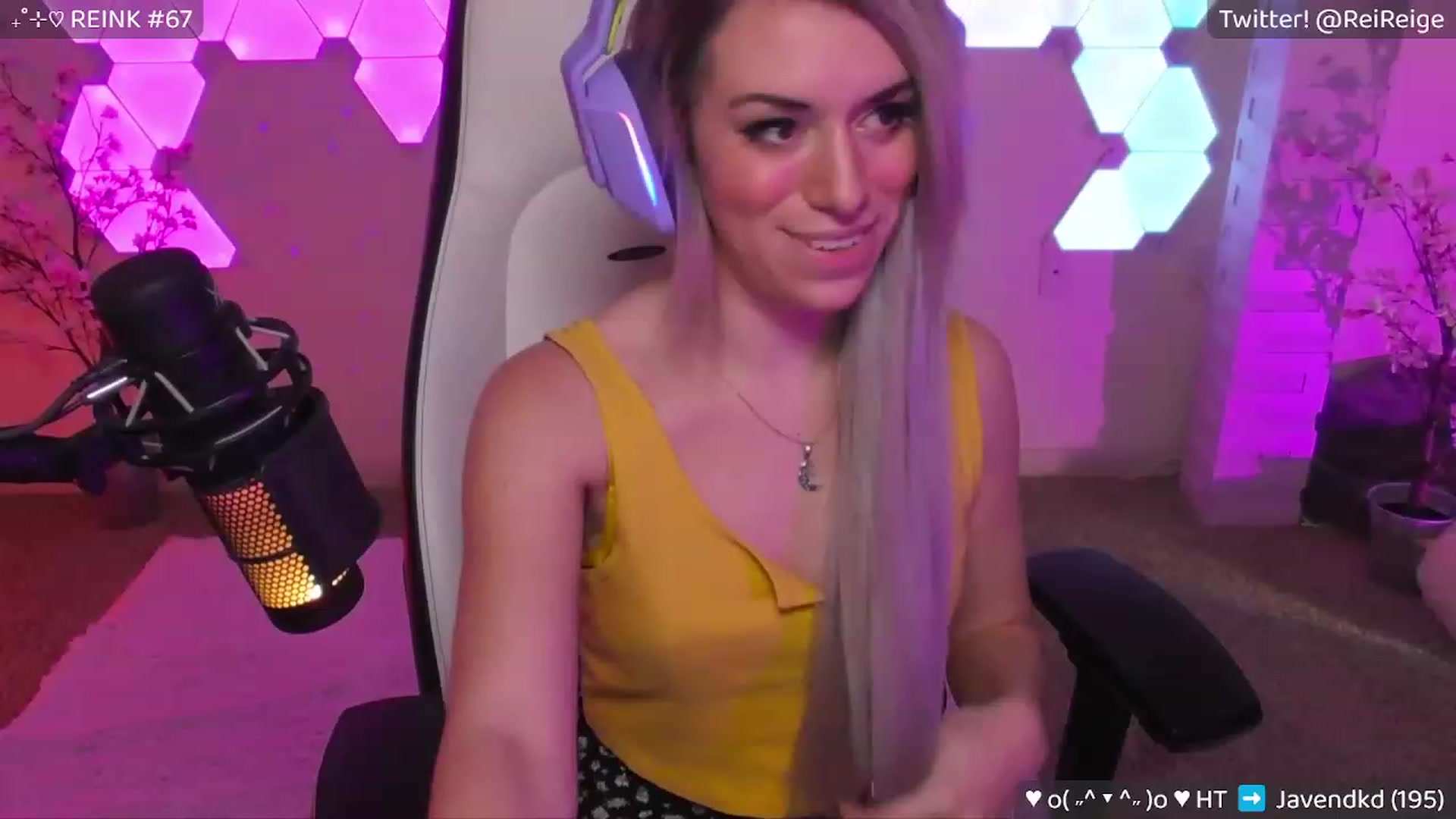 Gallery image thumbnail from Reige's myfreecams stream on, 03/24/2023, 06:48 image 6 of 20