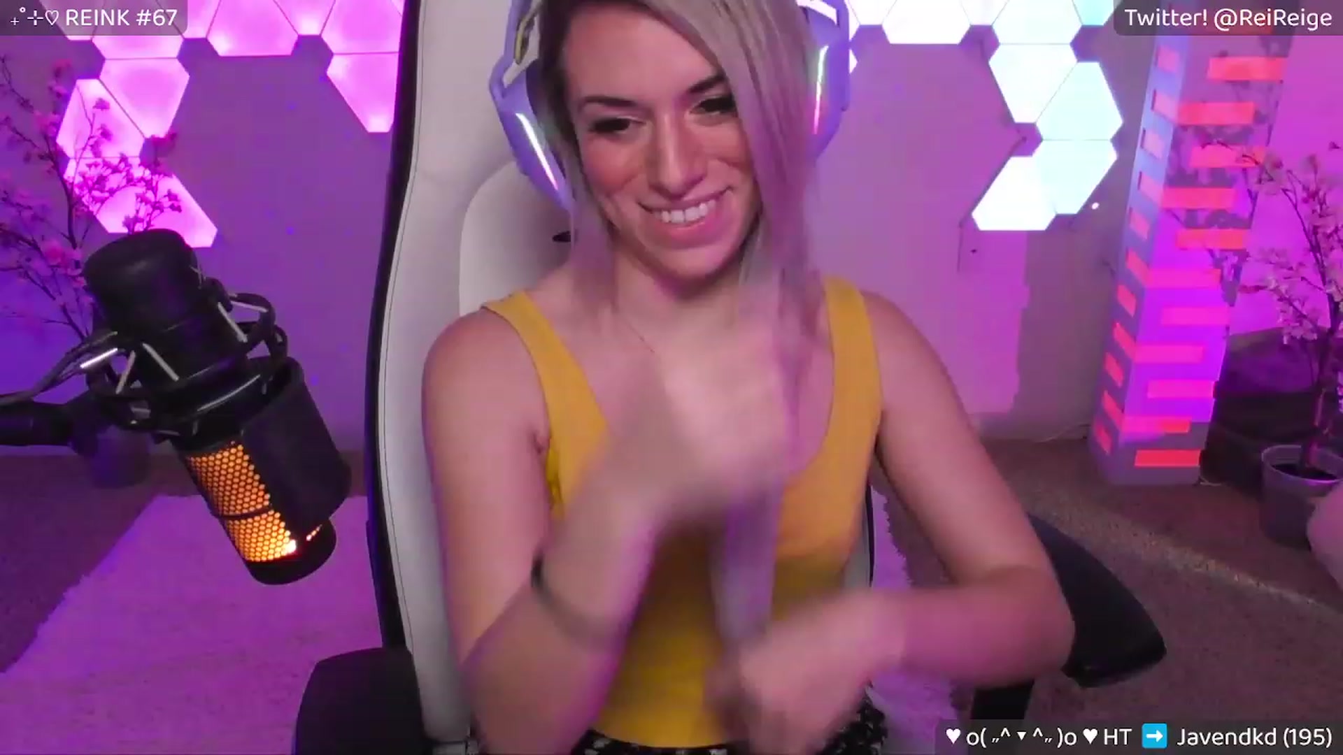 Gallery image thumbnail from Reige's myfreecams stream on, 03/24/2023, 06:48 image 5 of 20