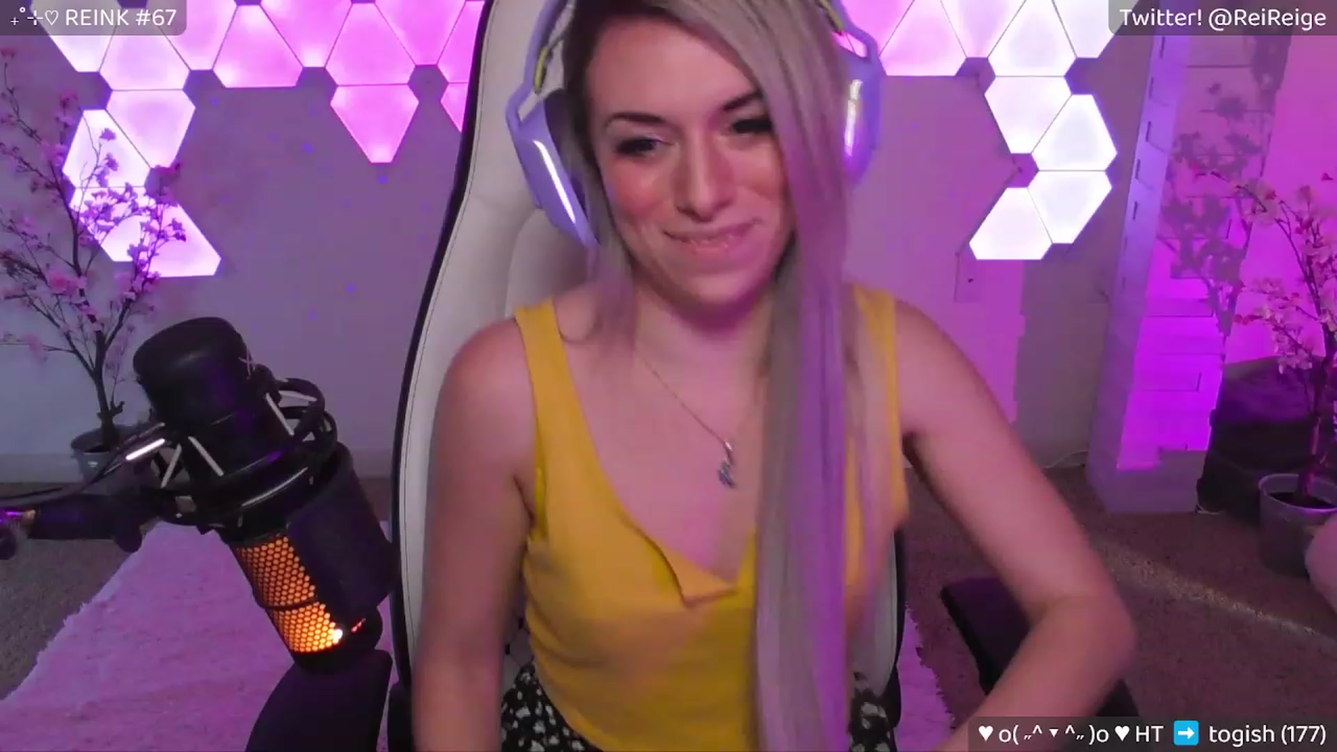 Gallery image thumbnail from Reige's myfreecams stream on, 03/24/2023, 06:48 image 1 of 20