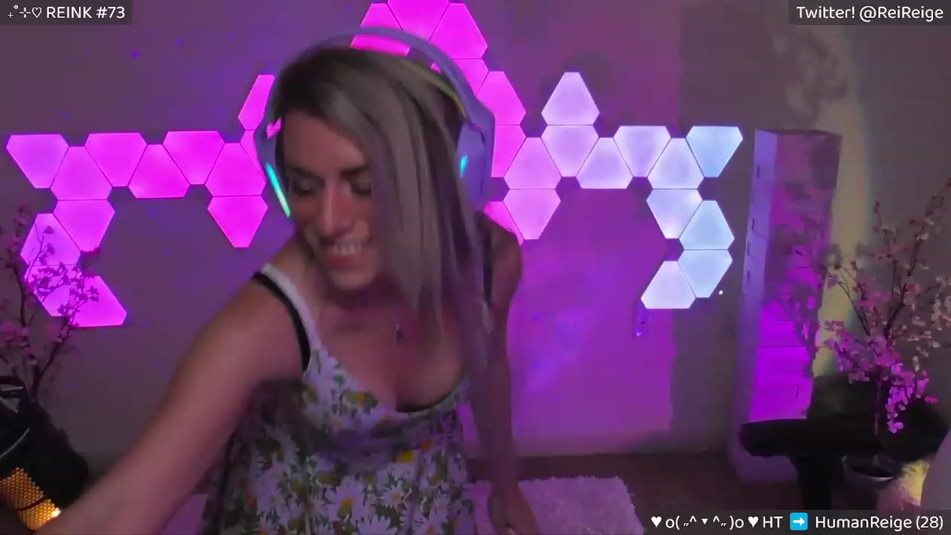 Gallery image thumbnail from Reige's myfreecams stream on, 03/26/2023, 09:19 image 1 of 20