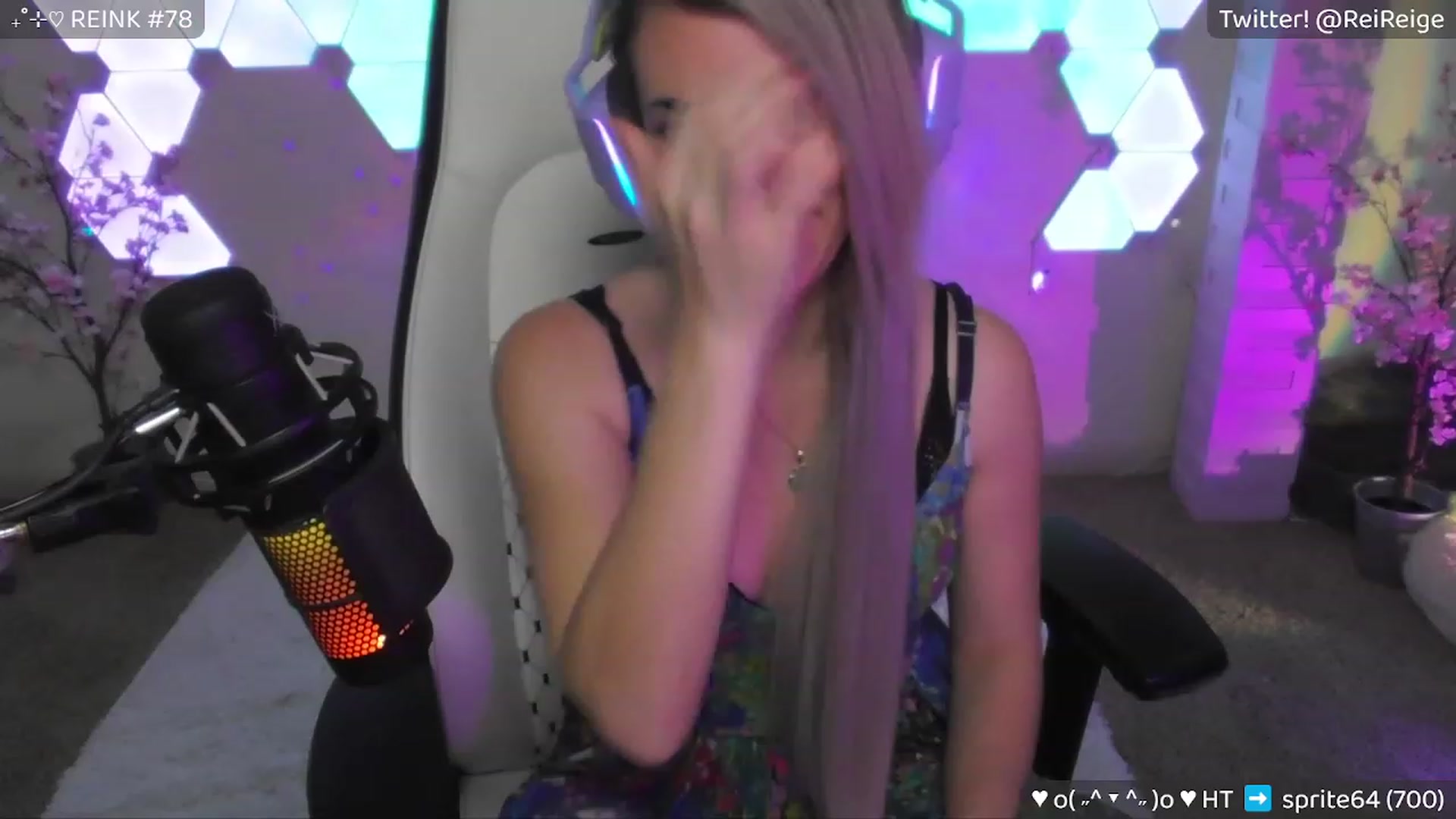 Gallery image thumbnail from Reige's myfreecams stream on, 03/29/2023, 08:49 image 5 of 20