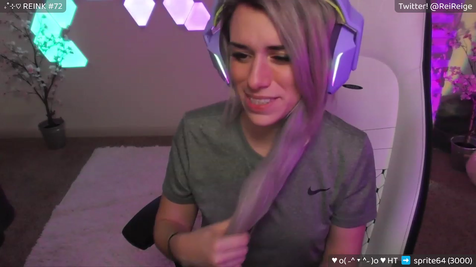 Gallery image thumbnail from Reige's myfreecams stream on, 03/31/2023, 12:19 image 14 of 20