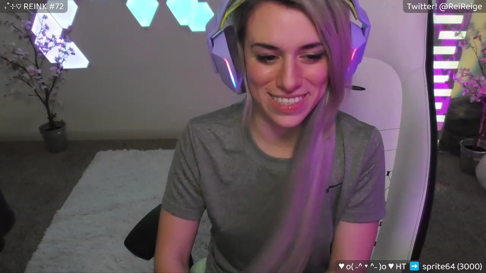 Gallery image thumbnail from Reige's myfreecams stream on, 03/31/2023, 12:19 image 13 of 20