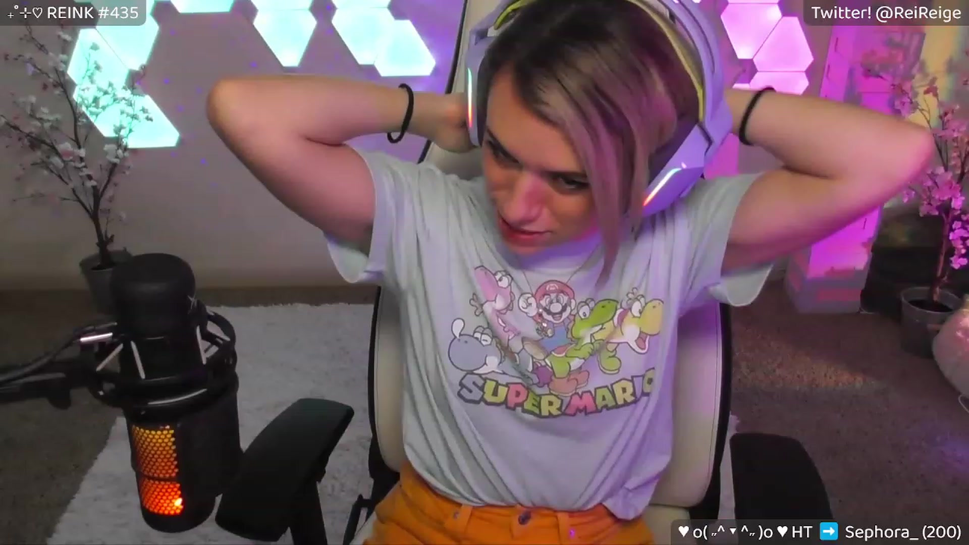 Gallery image thumbnail from Reige's myfreecams stream on, 04/05/2023, 10:28 image 4 of 20