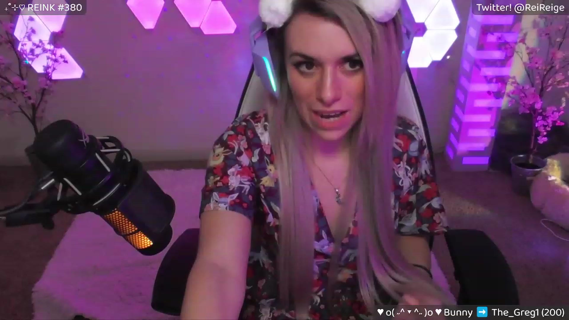 Gallery image thumbnail from Reige's myfreecams stream on, 04/10/2023, 11:13 image 10 of 20