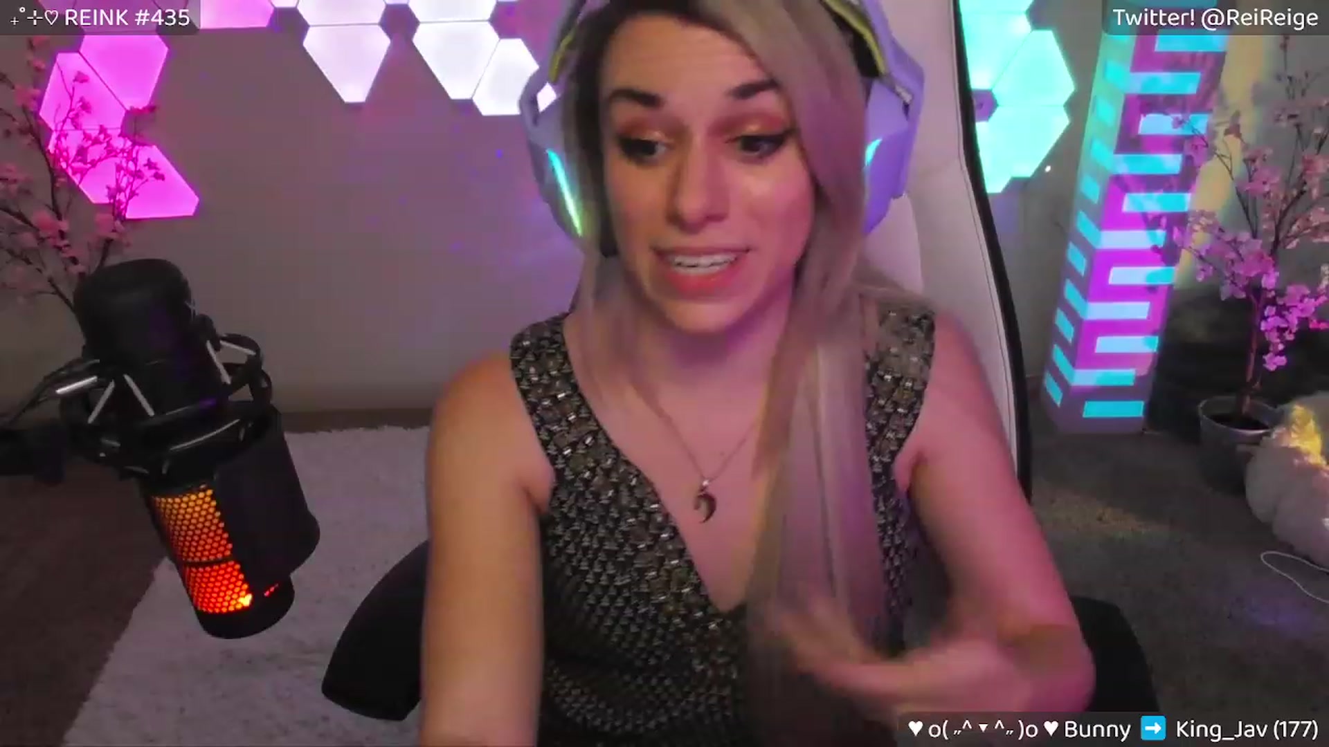 Gallery image thumbnail from Reige's myfreecams stream on, 04/12/2023, 08:32 image 15 of 20