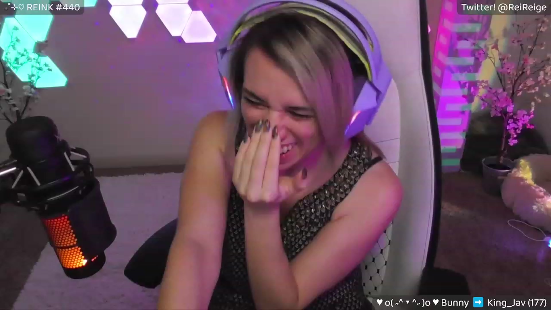 Gallery image thumbnail from Reige's myfreecams stream on, 04/12/2023, 08:32 image 5 of 20
