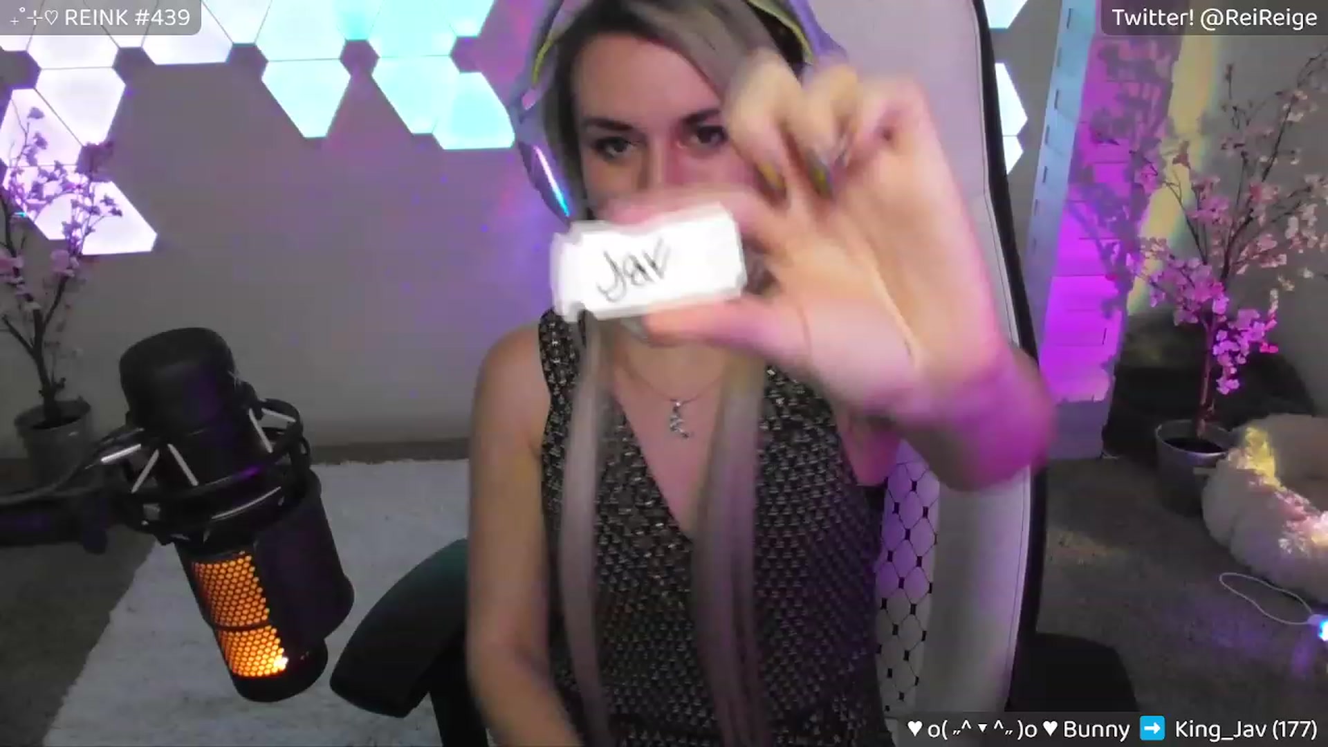 Gallery image thumbnail from Reige's myfreecams stream on, 04/12/2023, 08:32 image 2 of 20