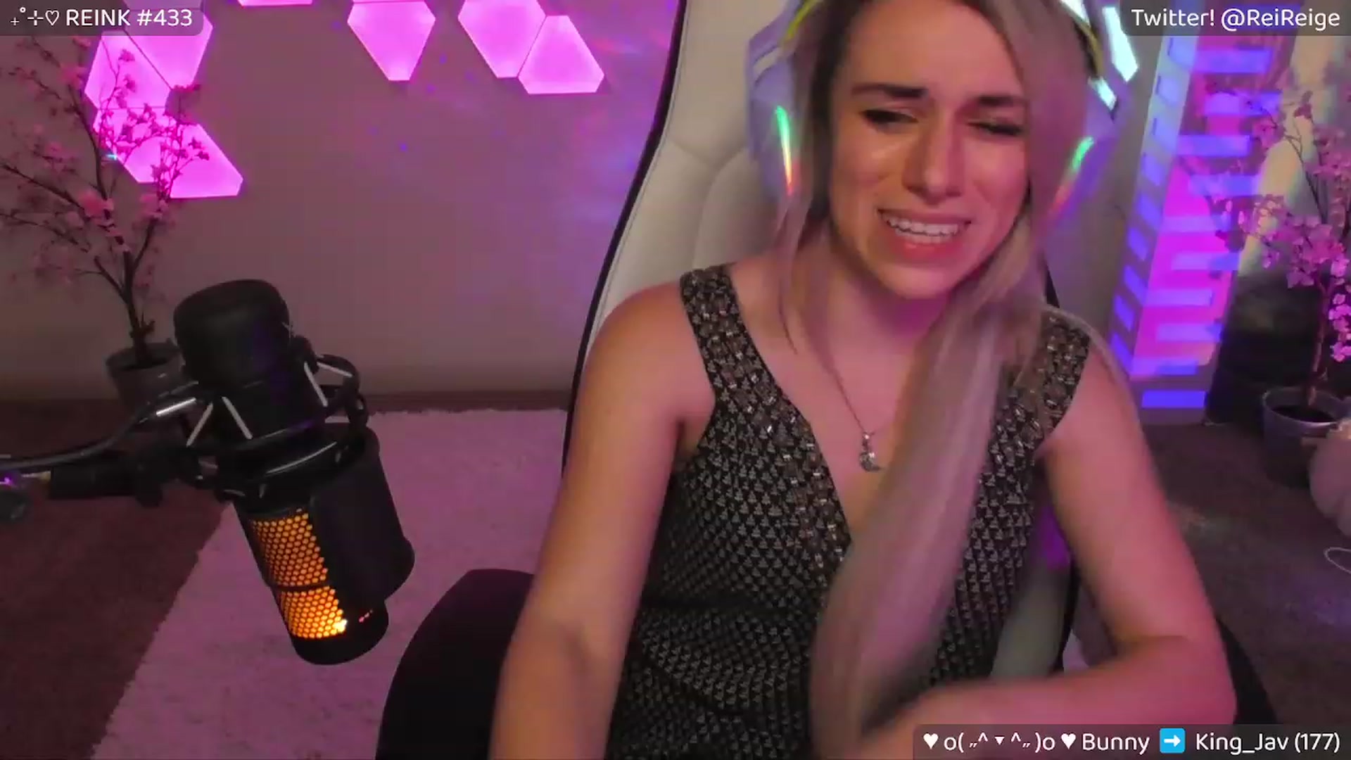 Gallery image thumbnail from Reige's myfreecams stream on, 04/12/2023, 10:14 image 1 of 20