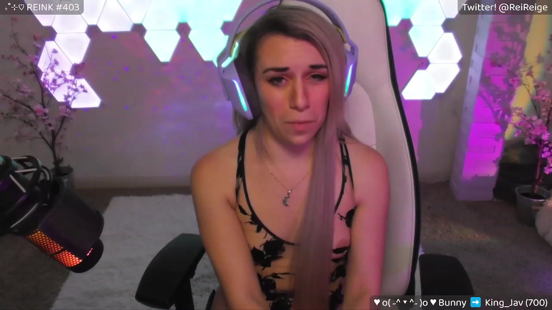 Gallery image thumbnail from Reige's myfreecams stream on, 04/14/2023, 09:28 image 10 of 20
