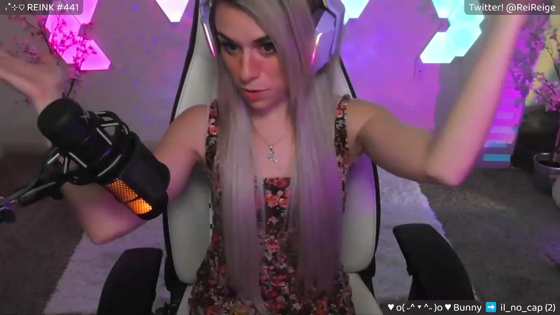 Gallery image thumbnail from Reige's myfreecams stream on, 04/15/2023, 08:24 image 1 of 20