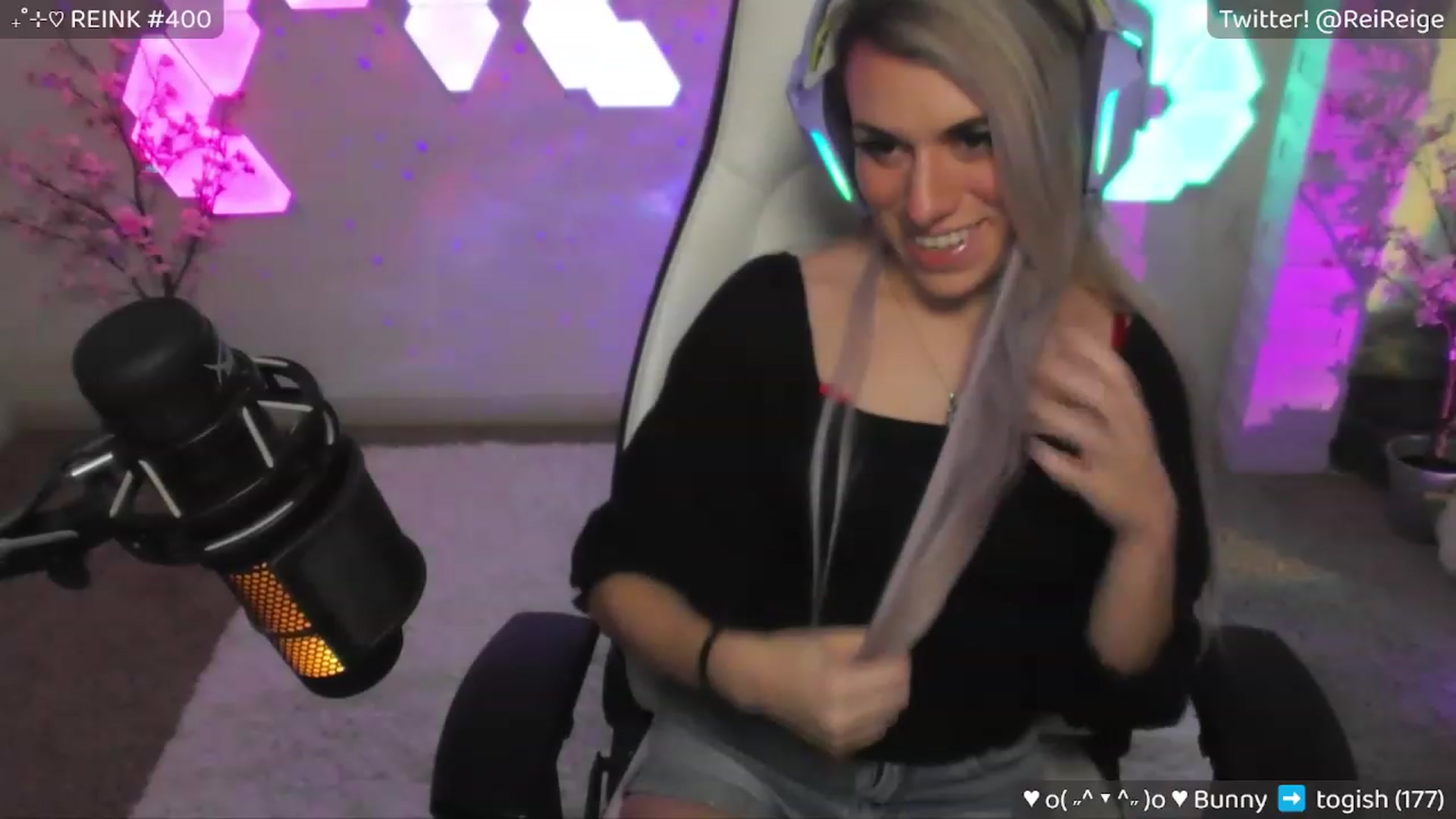 Gallery image thumbnail from Reige's myfreecams stream on, 04/19/2023, 09:20 image 4 of 20