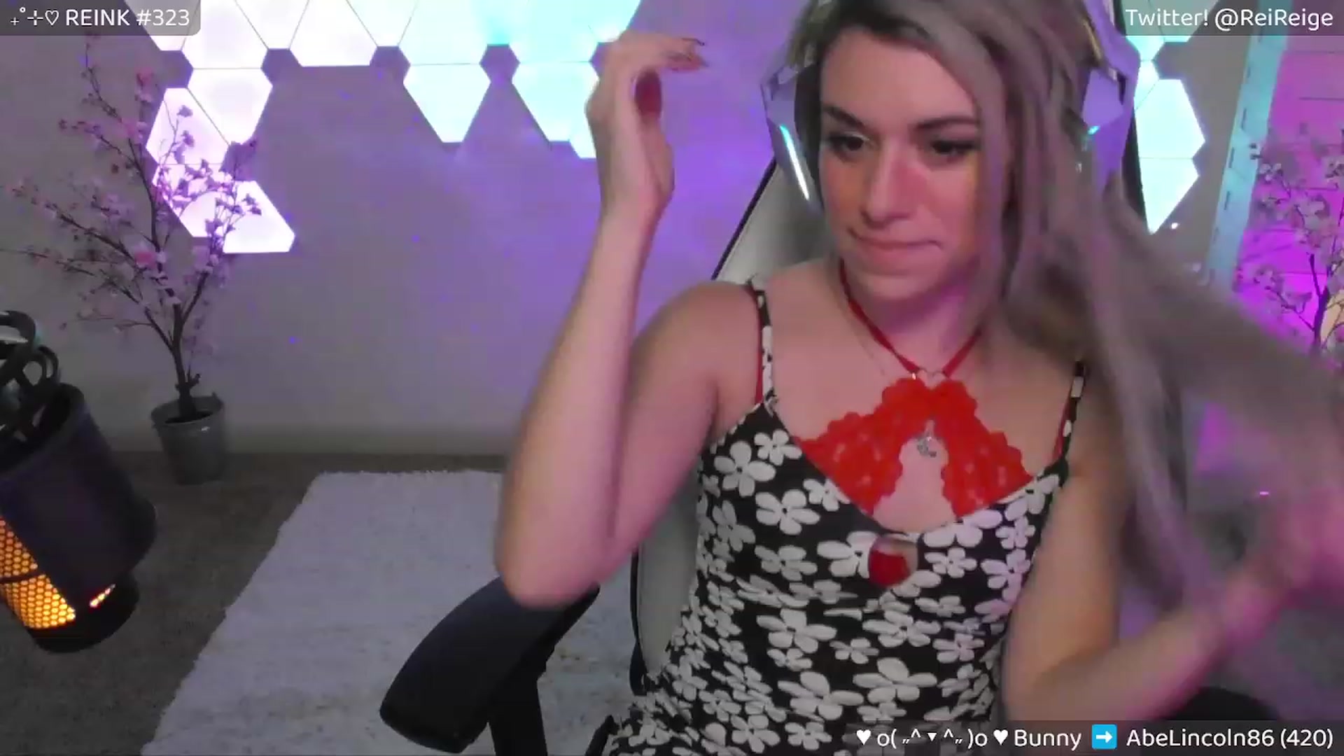 Gallery image thumbnail from Reige's myfreecams stream on, 04/20/2023, 07:48 image 13 of 20