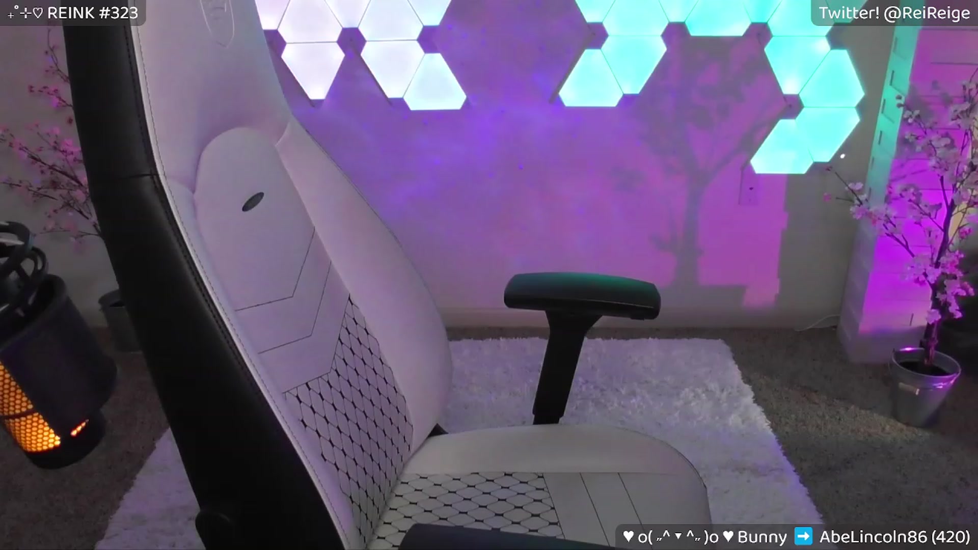 Gallery image thumbnail from Reige's myfreecams stream on, 04/20/2023, 07:48 image 2 of 20