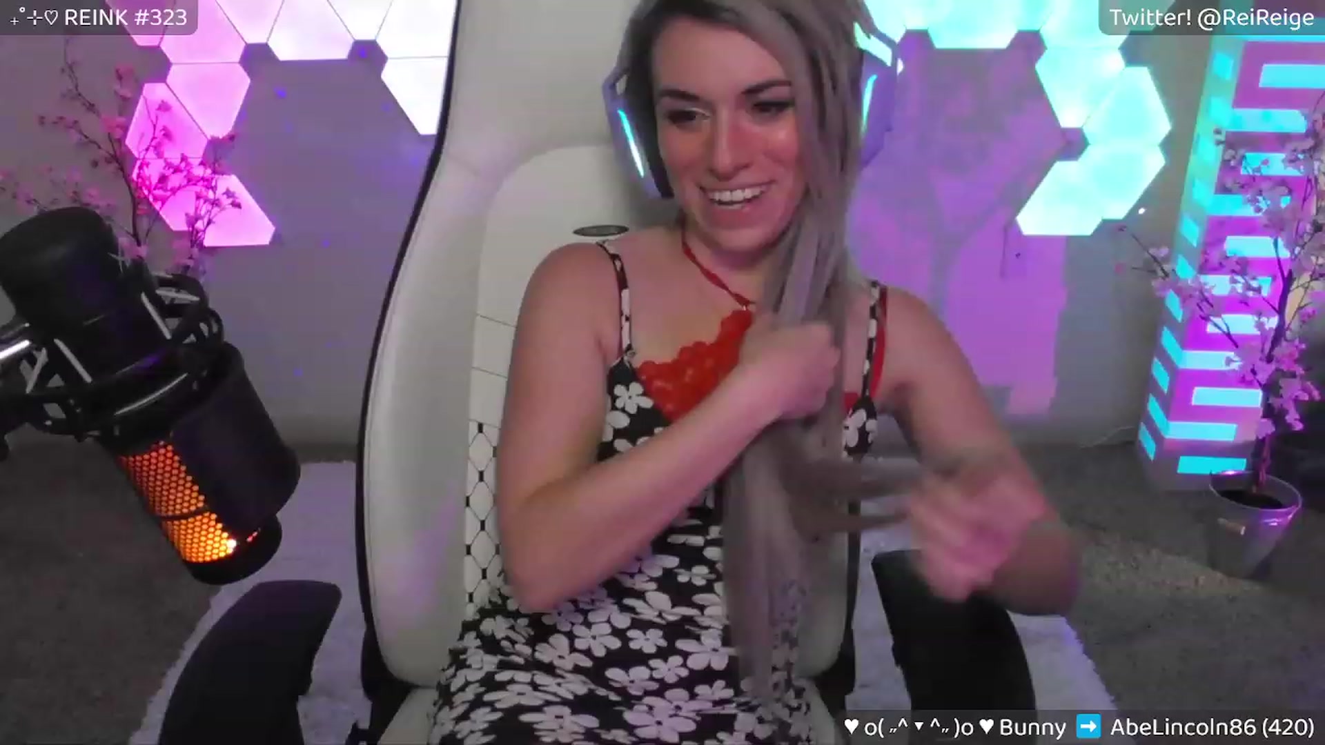 Gallery image thumbnail from Reige's myfreecams stream on, 04/20/2023, 07:48 image 3 of 20