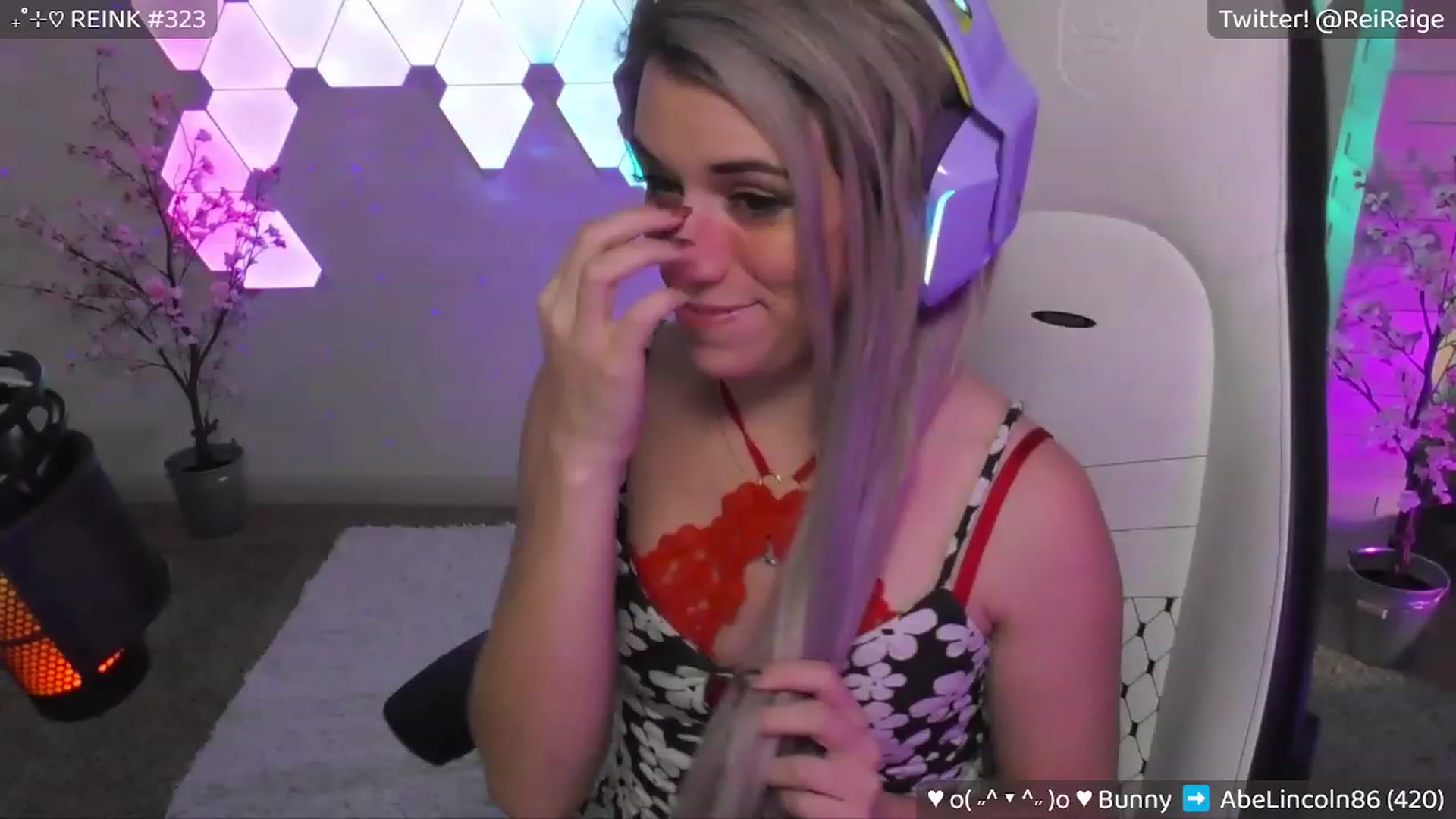 Gallery image thumbnail from Reige's myfreecams stream on, 04/20/2023, 07:48 image 8 of 20