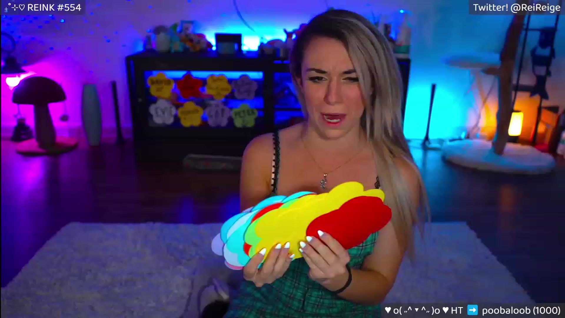 Gallery image thumbnail from Reige's myfreecams stream on, 05/13/2023, 07:43 image 6 of 20