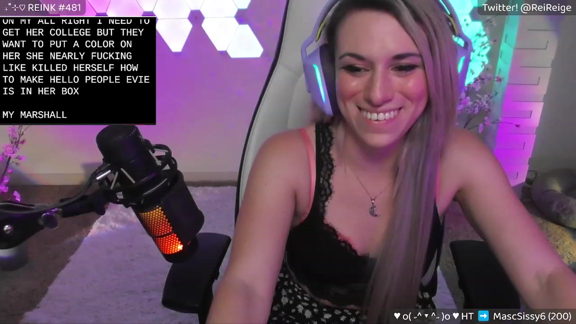 Gallery image thumbnail from Reige's myfreecams stream on, 05/14/2023, 08:04 image 13 of 20