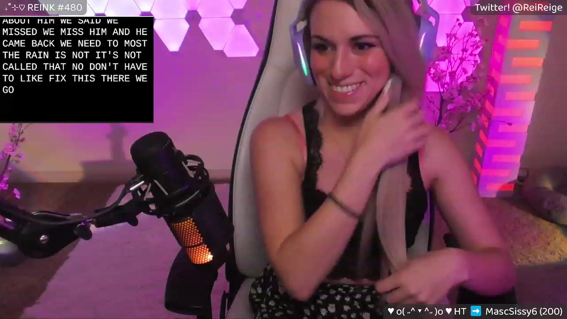 Gallery image thumbnail from Reige's myfreecams stream on, 05/14/2023, 08:04 image 9 of 20