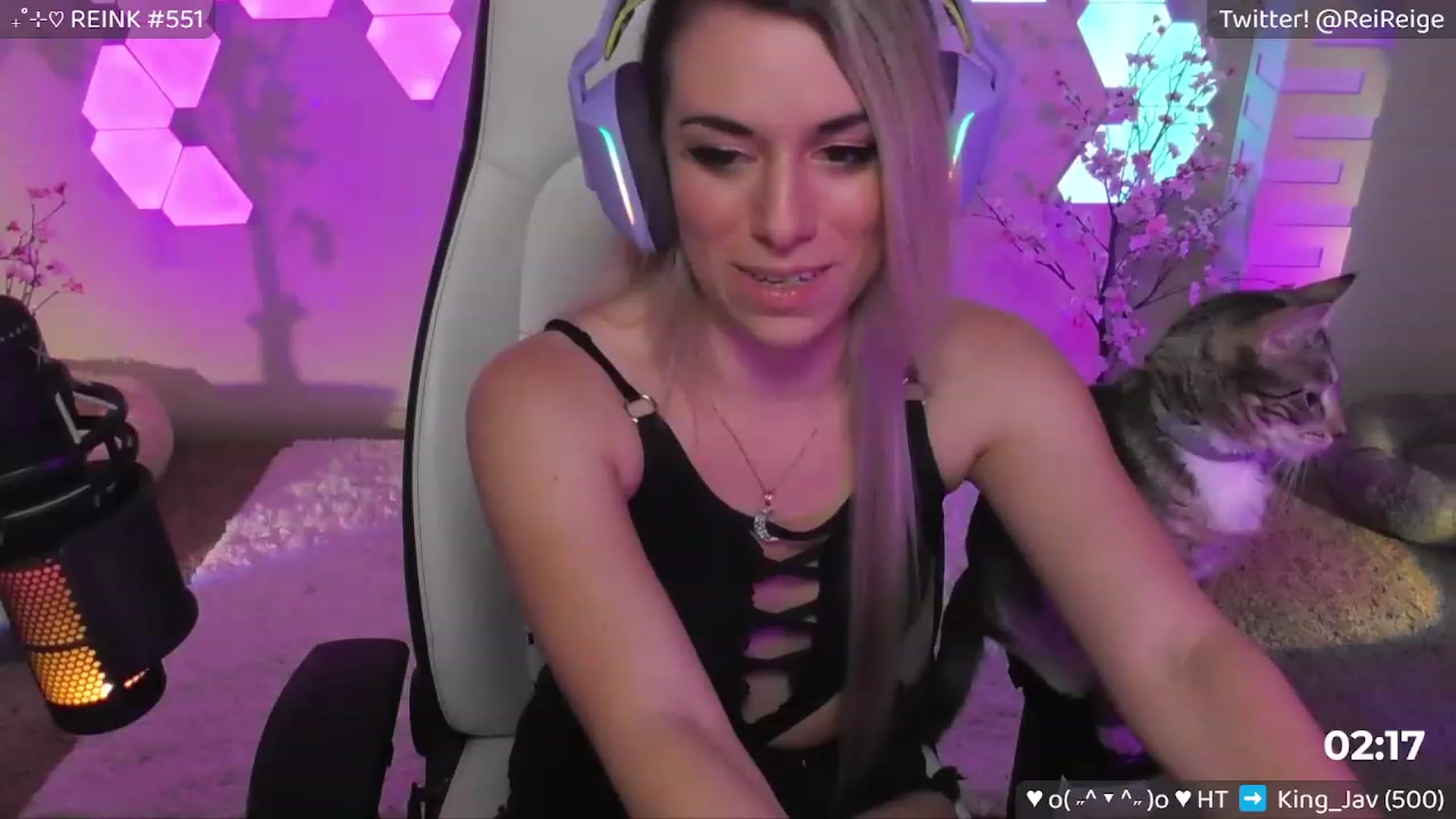 Gallery image thumbnail from Reige's myfreecams stream on, 05/17/2023, 09:38 image 1 of 20