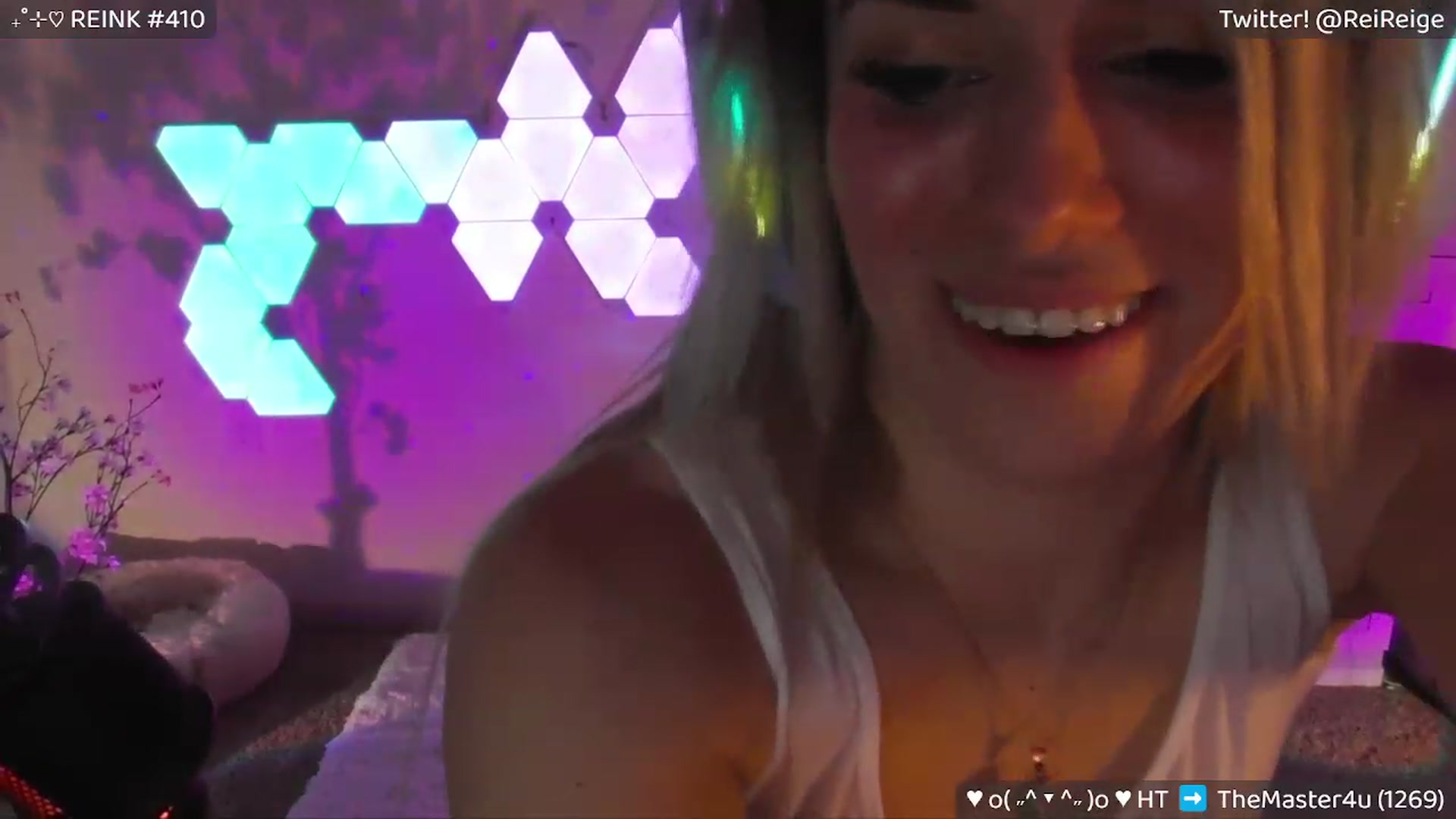 Gallery image thumbnail from Reige's myfreecams stream on, 06/09/2023, 10:04 image 18 of 20