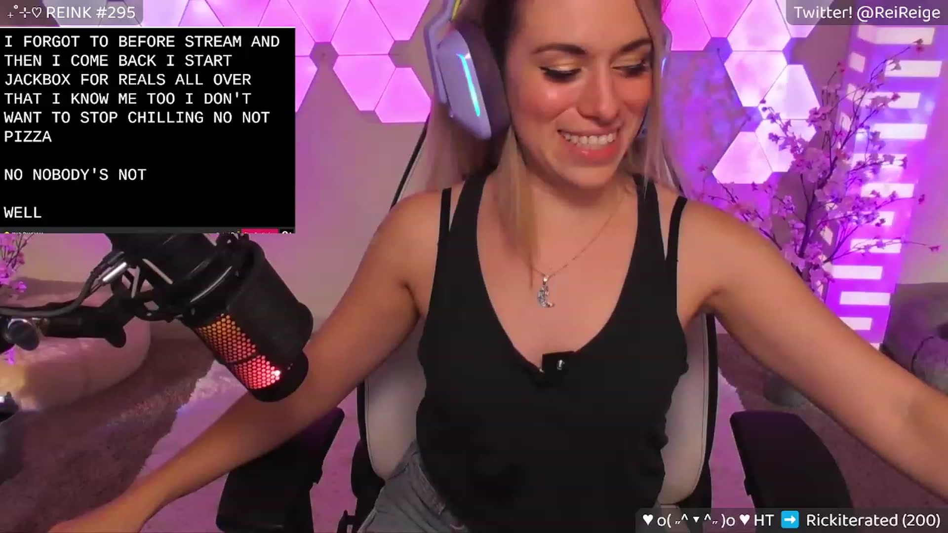 Gallery image thumbnail from Reige's myfreecams stream on, 06/11/2023, 08:39 image 11 of 20