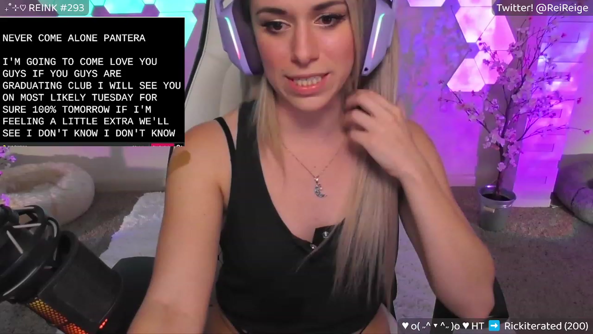 Gallery image thumbnail from Reige's myfreecams stream on, 06/11/2023, 08:39 image 18 of 20