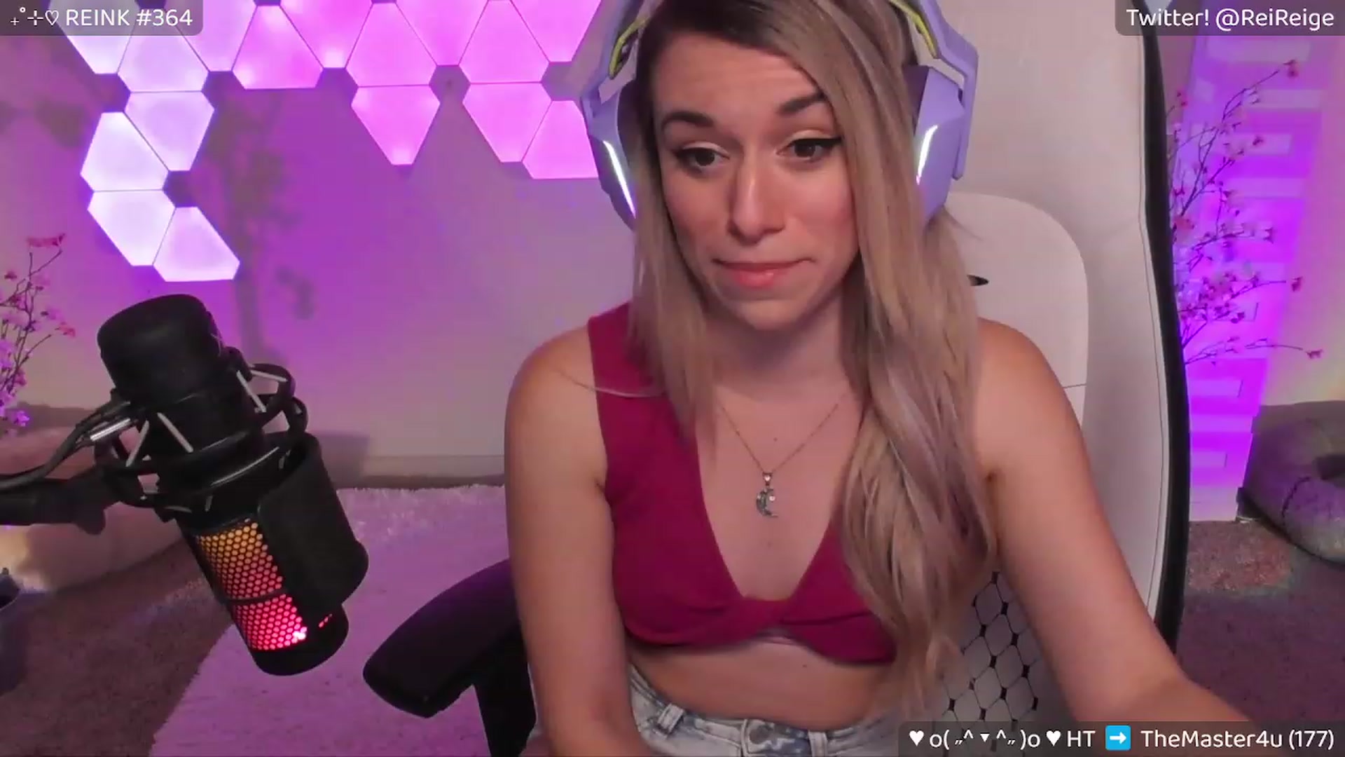 Gallery image thumbnail from Reige's myfreecams stream on, 06/16/2023, 07:25 image 6 of 20