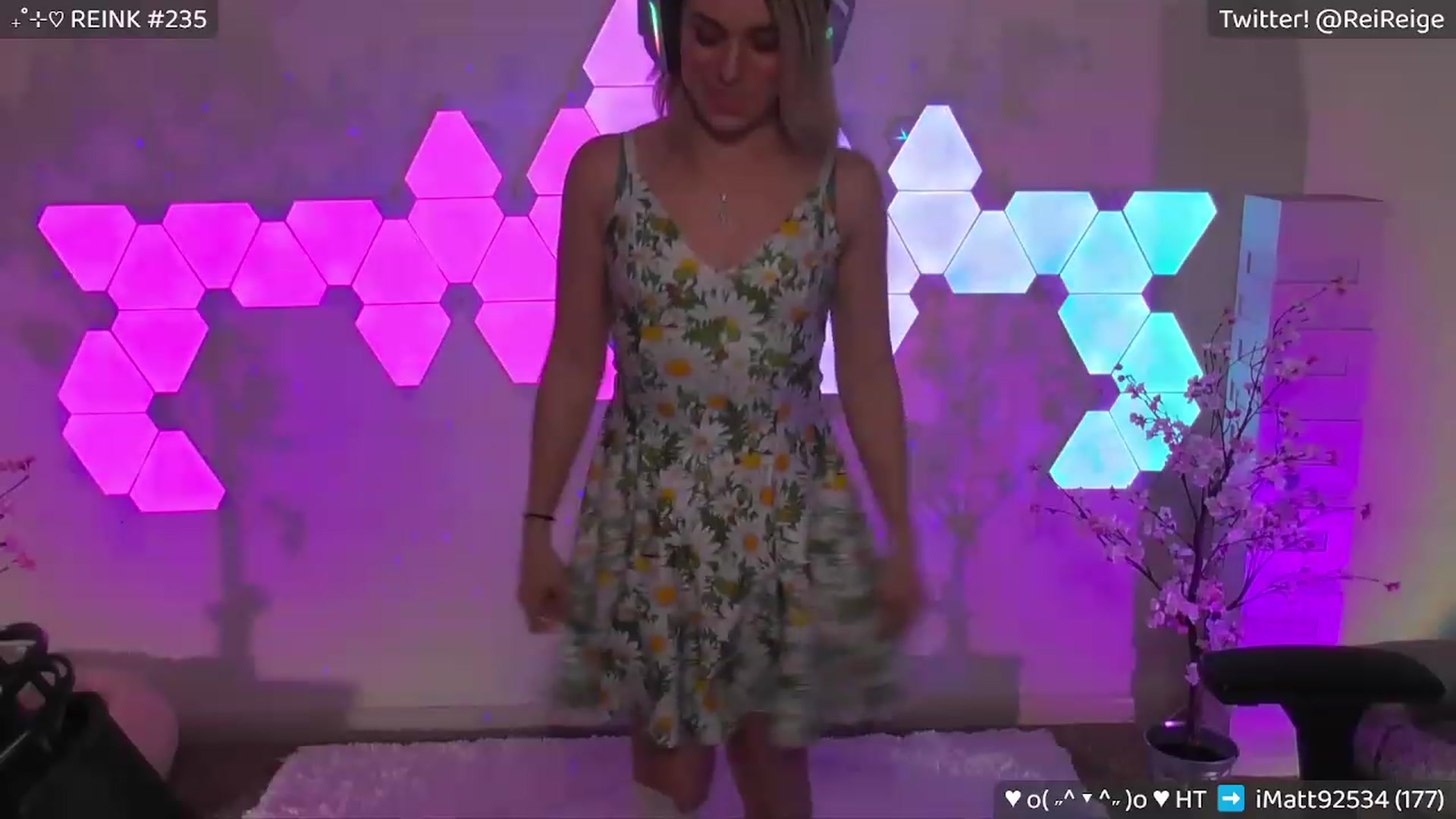 Gallery image thumbnail from Reige's myfreecams stream on, 06/17/2023, 08:53 image 13 of 20