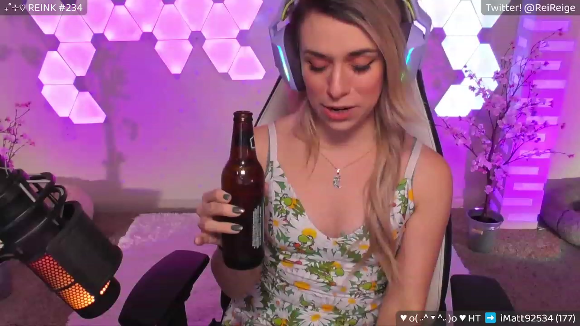 Gallery image thumbnail from Reige's myfreecams stream on, 06/17/2023, 08:53 image 4 of 20