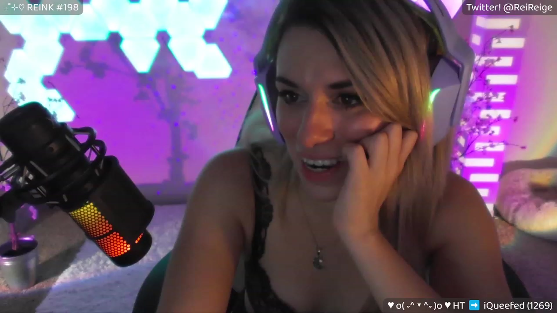 Gallery image thumbnail from Reige's myfreecams stream on, 06/18/2023, 11:39 image 5 of 20