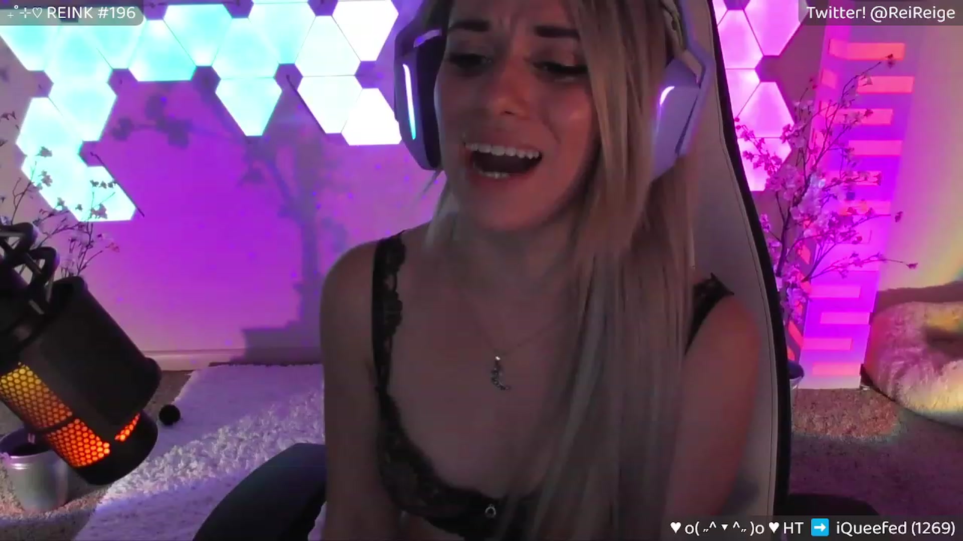 Gallery image thumbnail from Reige's myfreecams stream on, 06/18/2023, 11:39 image 6 of 20