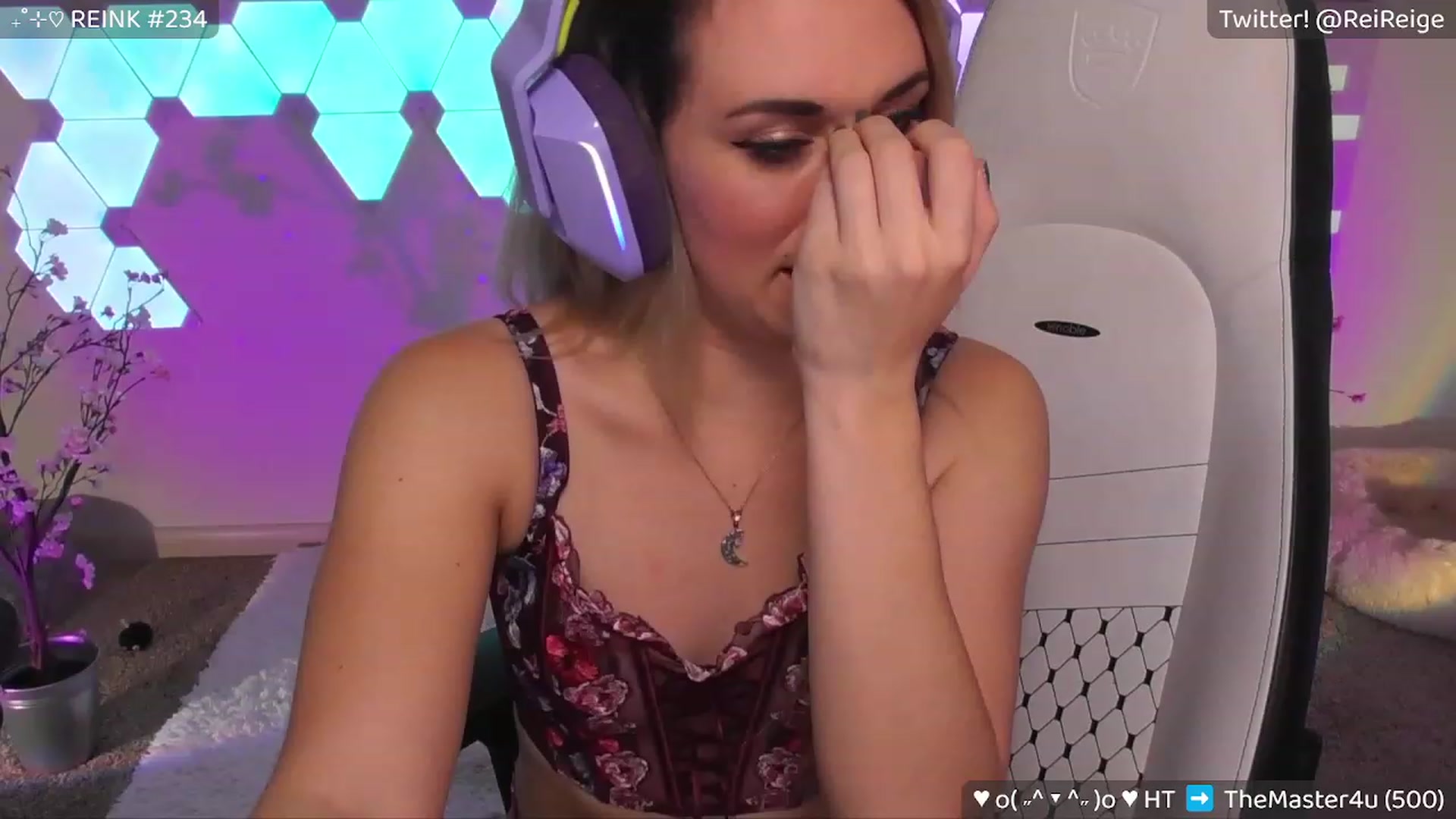 Gallery image thumbnail from Reige's myfreecams stream on, 06/21/2023, 10:14 image 9 of 20