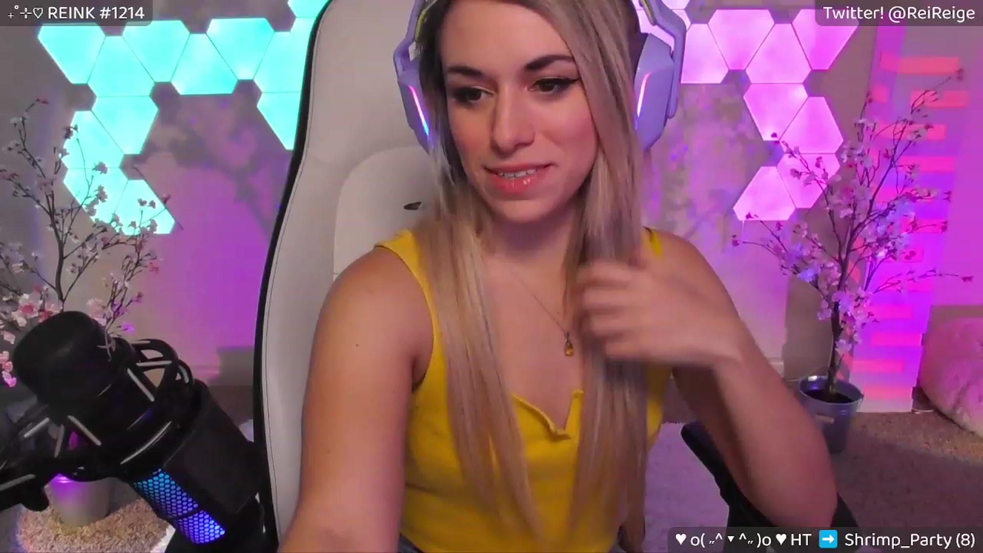 Gallery image thumbnail from Reige's myfreecams stream on, 07/03/2023, 06:57 image 1 of 20